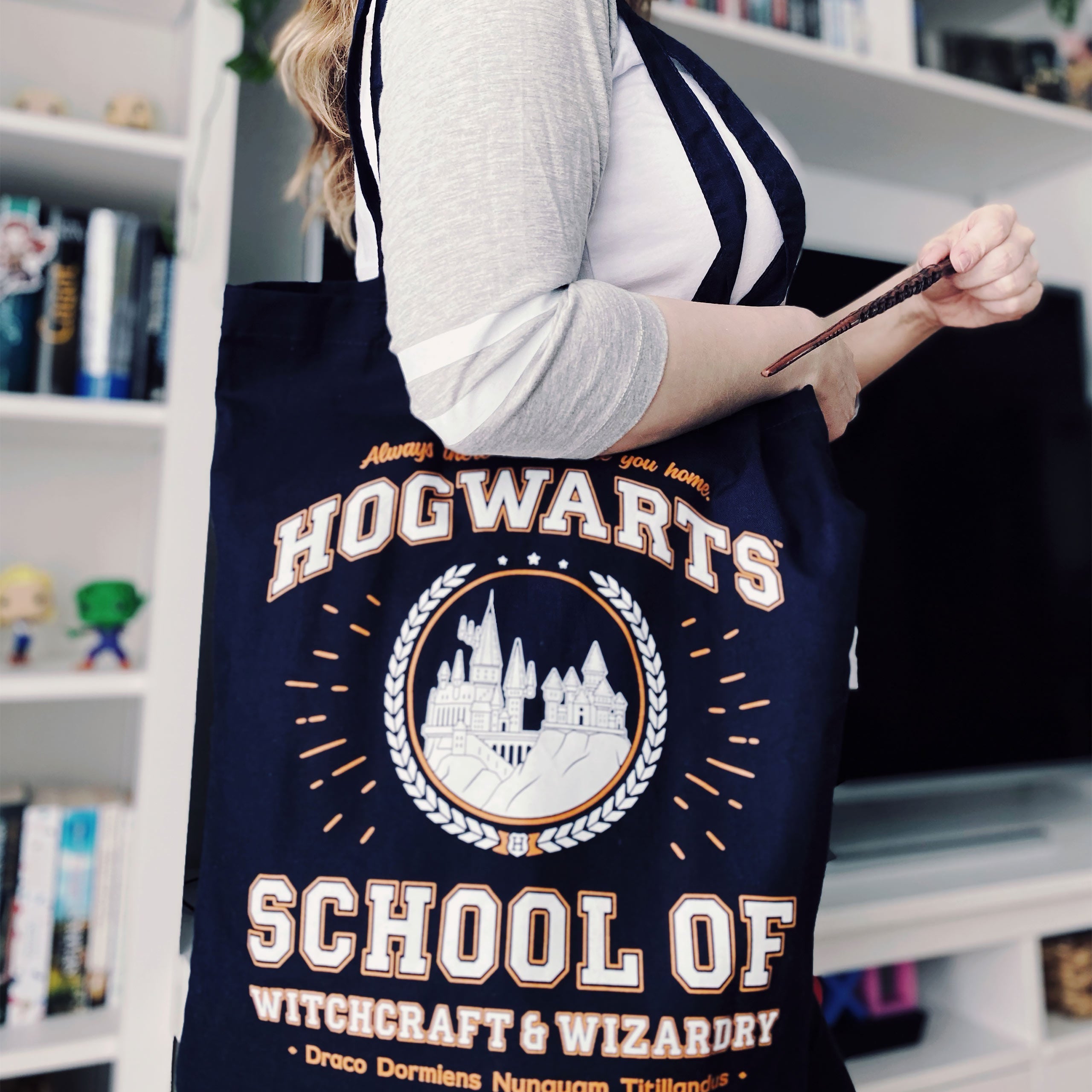 Produktbild Hogwarts School Jutebeutel blau - Harry Potter
