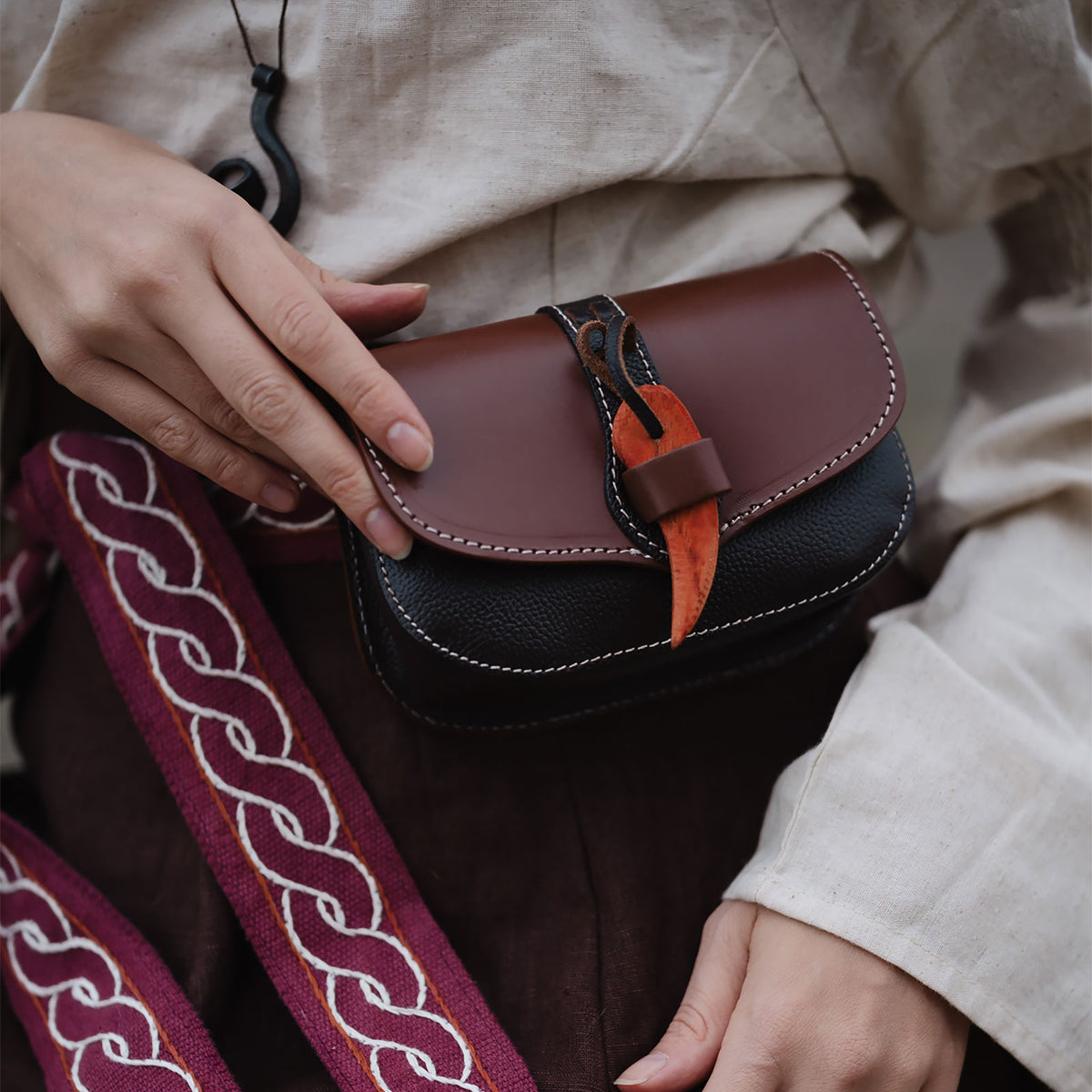 Produktbild Mittelalter Gürteltasche Adalar braun