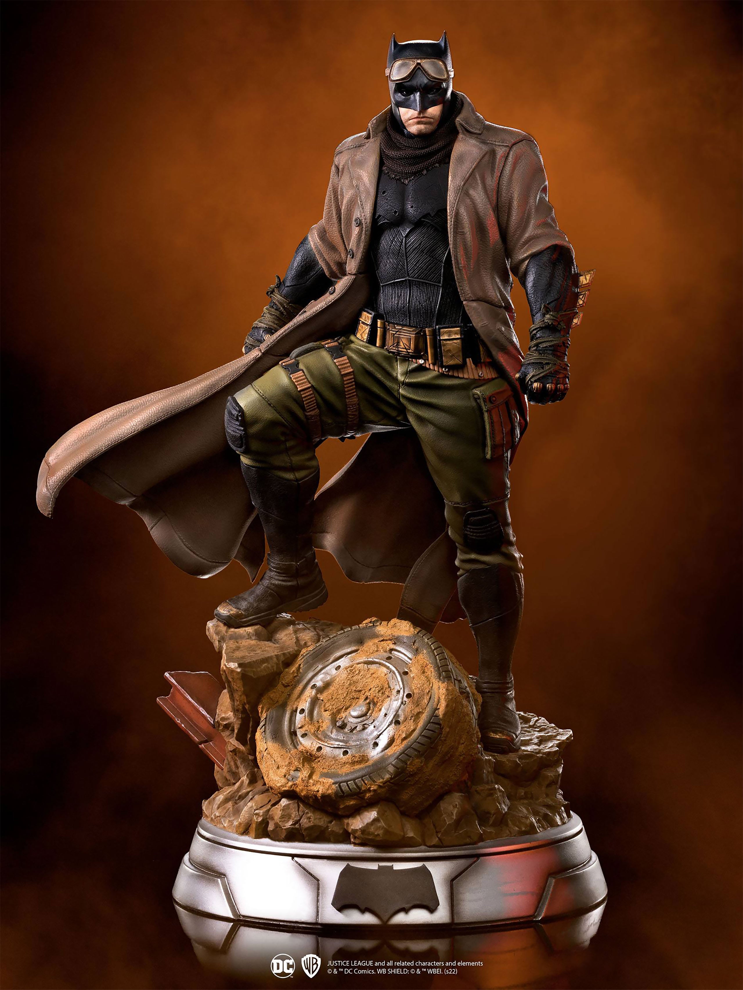 Produktbild Zack Snyders Justice League - Batman Knightmare Statue Maßstab 1:4