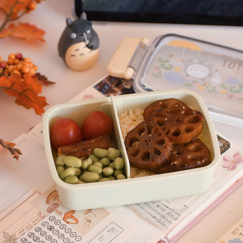 Produktbild Totoro - Holding Umbrella Lunchbox