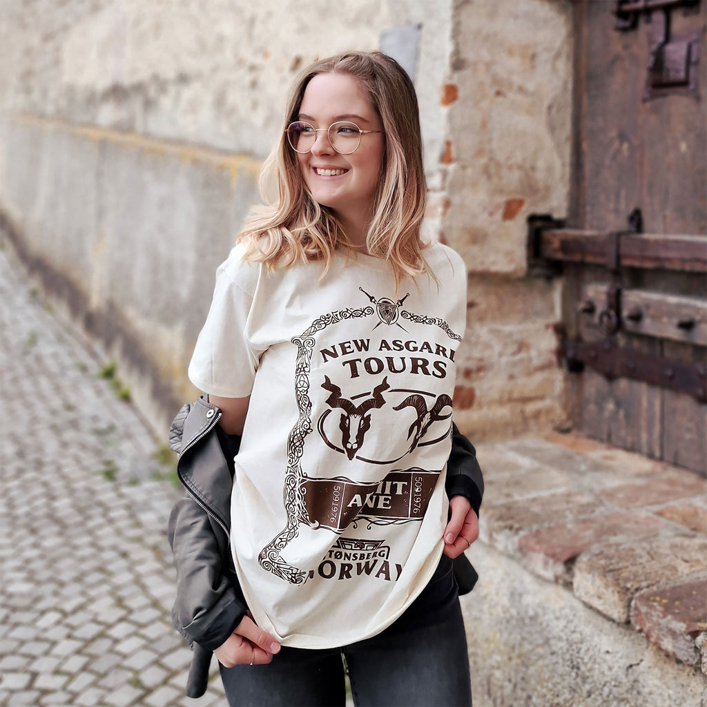 Produktbild Thor Love & Thunder - New Asgard Tours T-Shirt