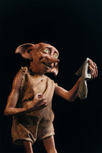 Produktbild Dobby mit Socke Life-Size Statue Version 3 - Harry Potter