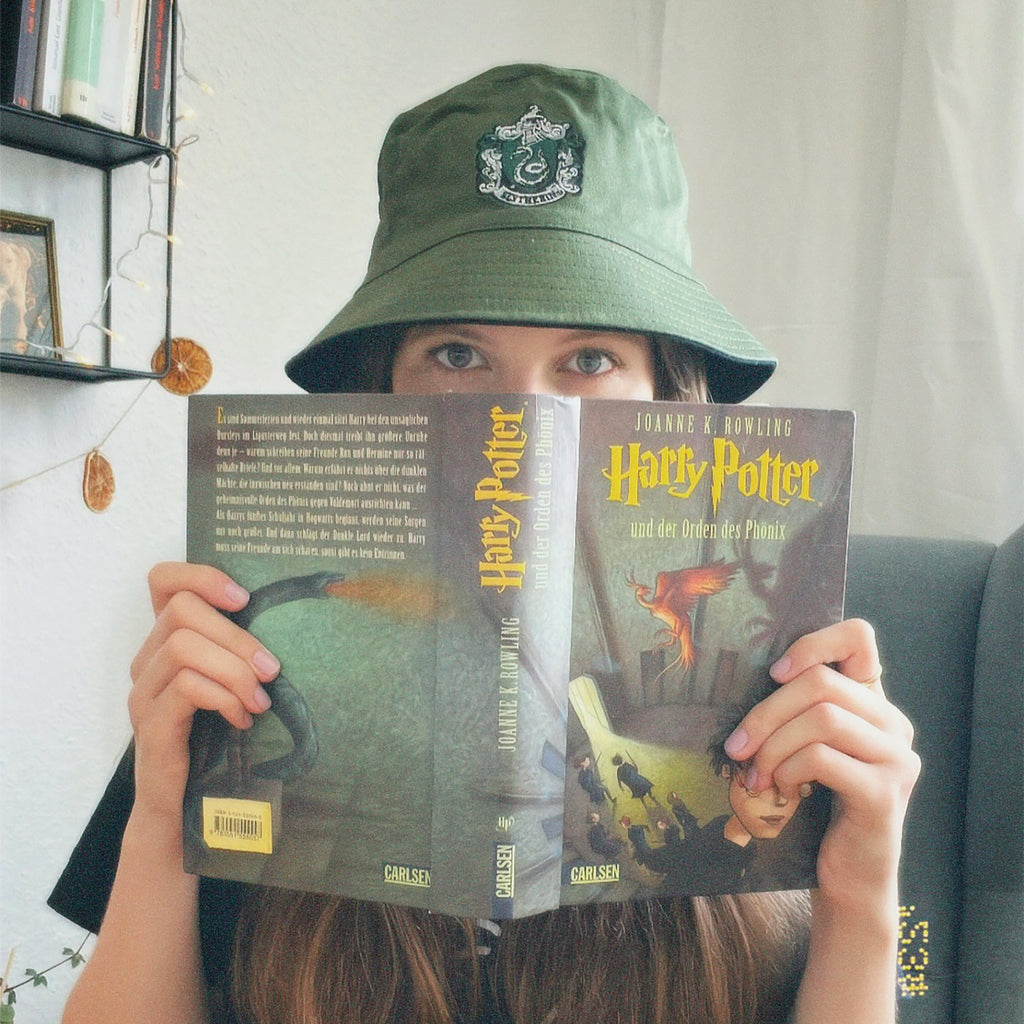 Produktbild Slytherin Wappen Hut mit Wendemotiv - Harry Potter