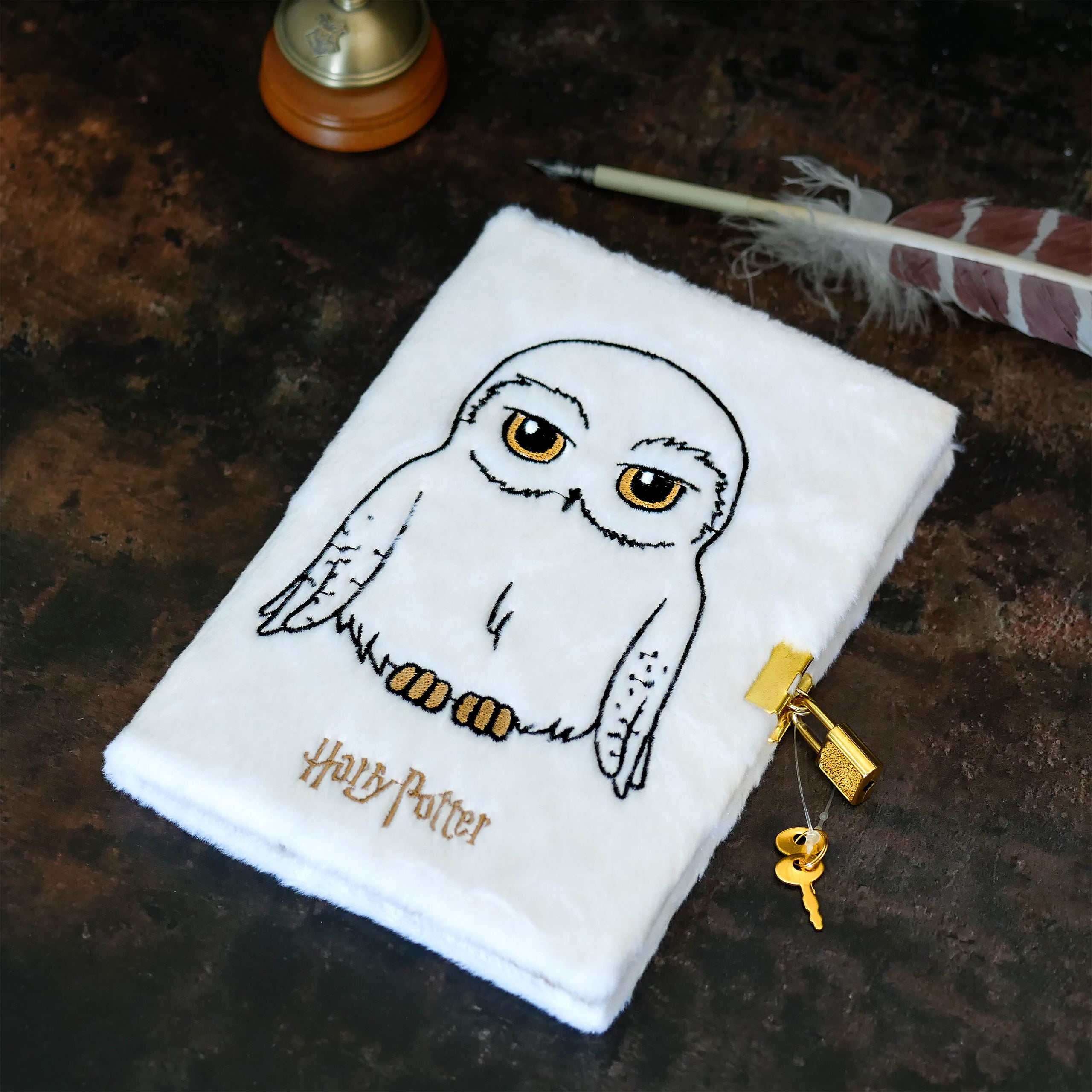 Produktbild Harry Potter - Hedwig Plüsch Notizbuch A5 mit Schloss