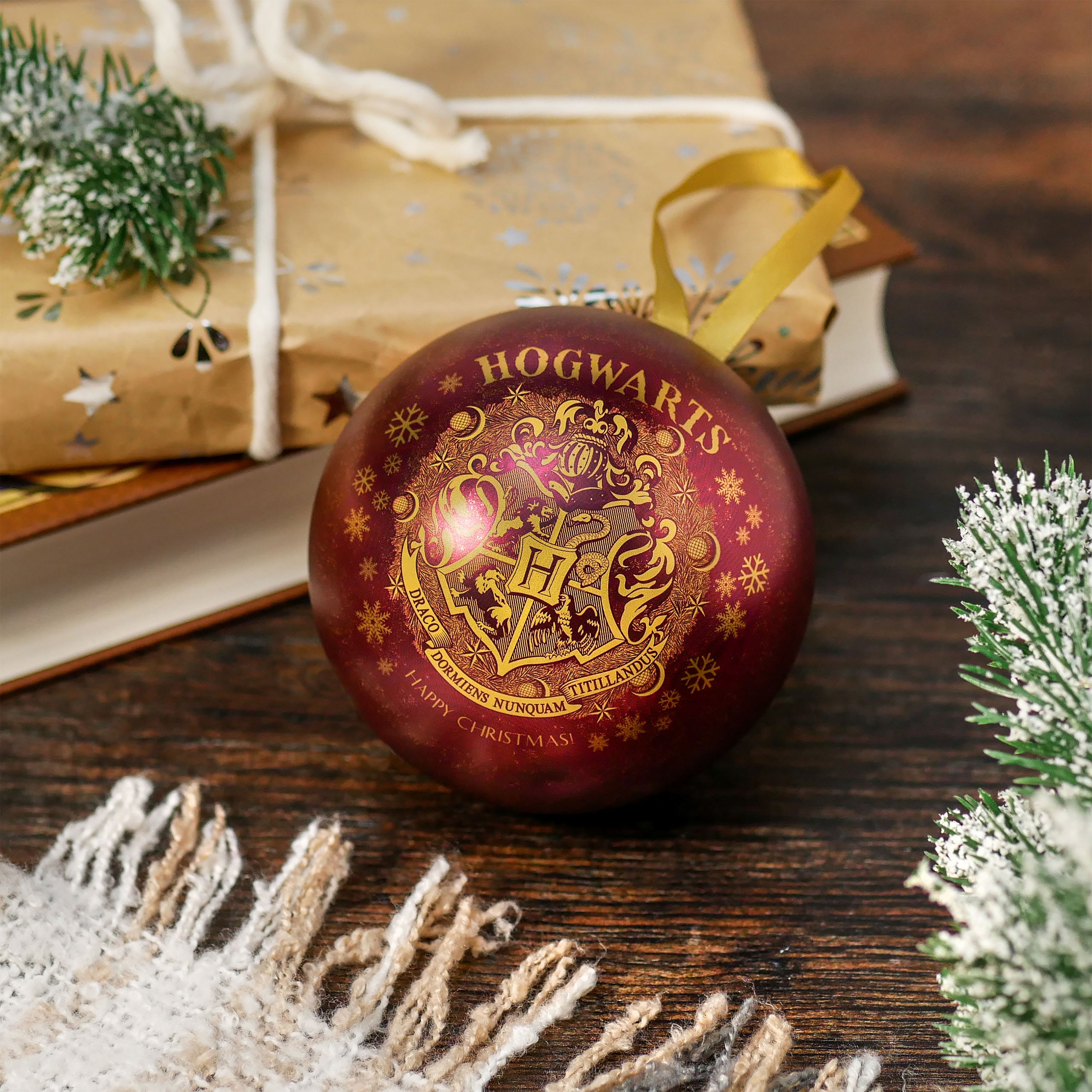 Produktbild Harry Potter - Hogwarts Weihnachtskugel mit Kette
