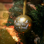 Produktbild Harry Potter - Weihnachtskugel mit Deathly Hallows Schlüsselanhänger