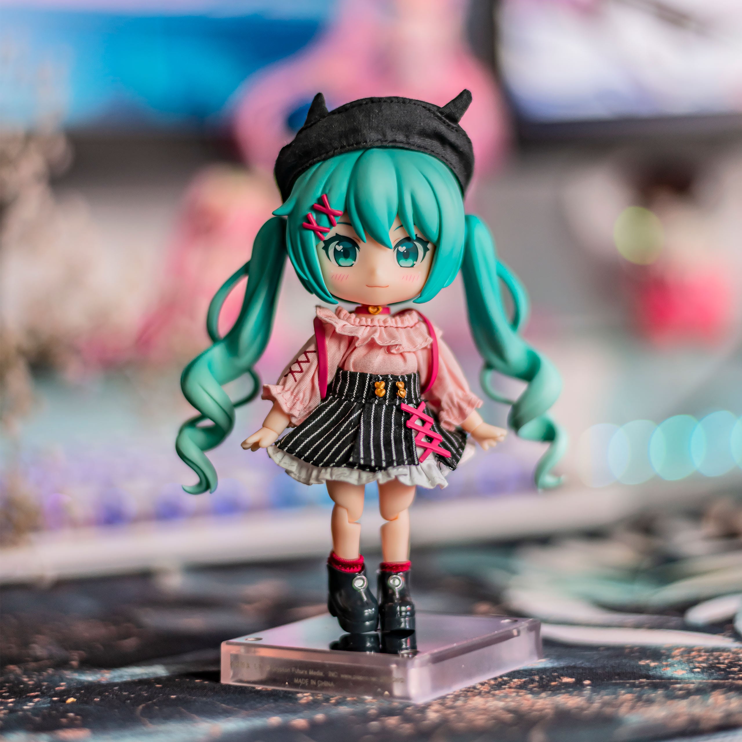 Produktbild Hatsune Miku - Date Outfit Ver. Nendoroid Actionfigur