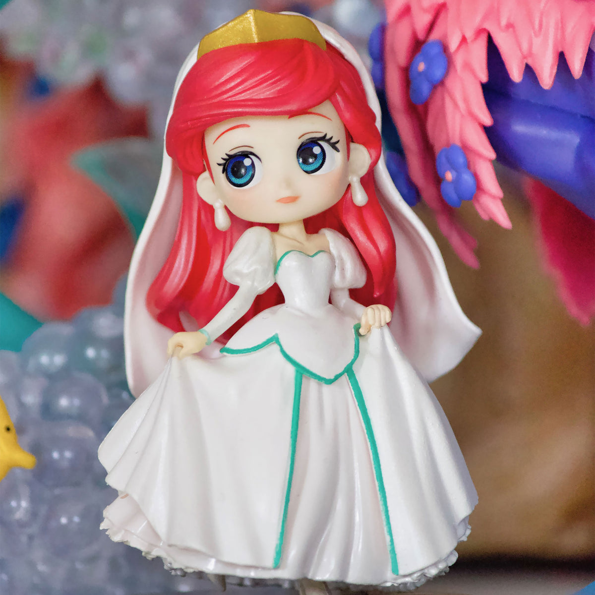 Produktbild Arielle - Die kleine Meerjungfrau im weißen Kleid Q Posket Figur 7 cm Version E