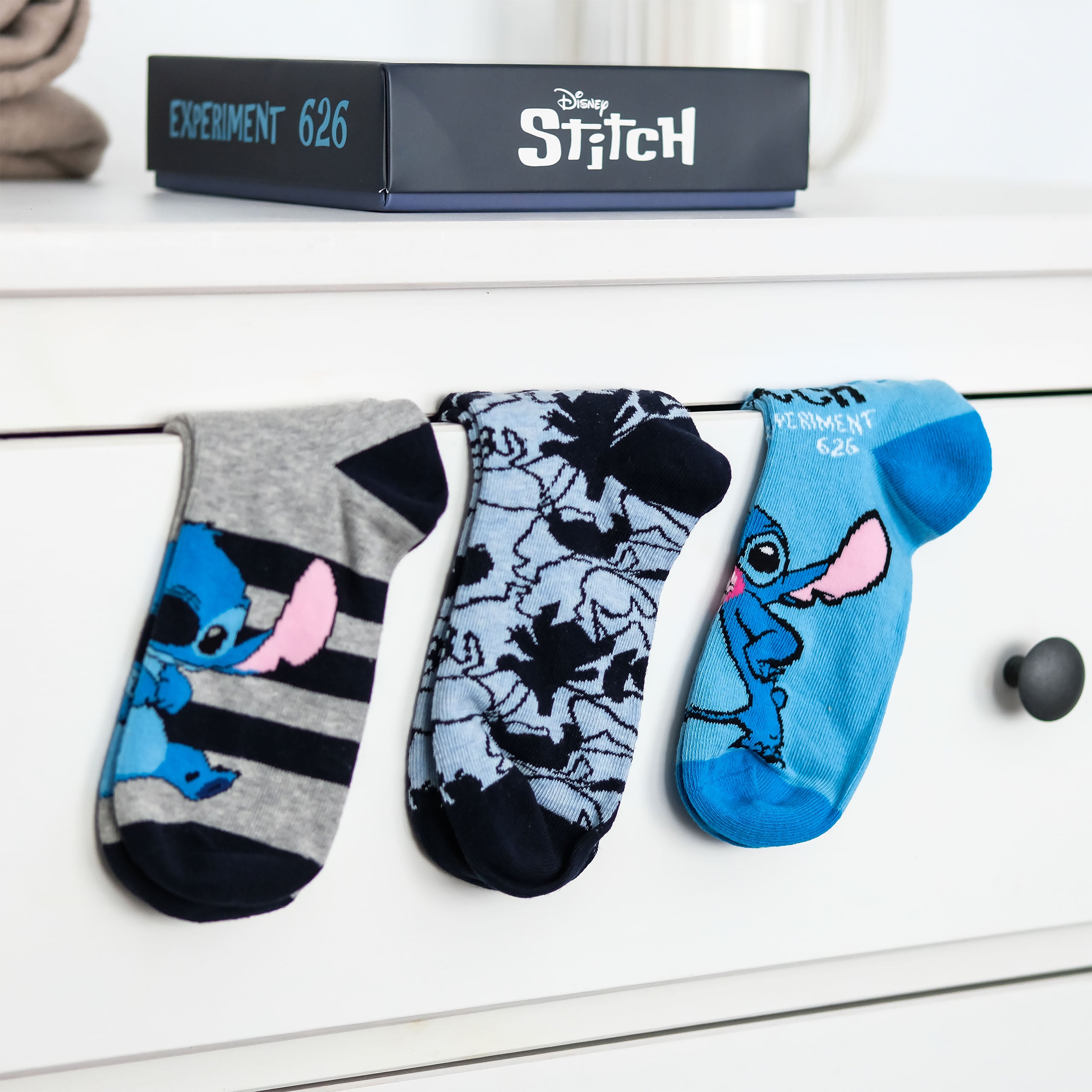 Produktbild Lilo & Stitch Sneaker Socken 3er Set