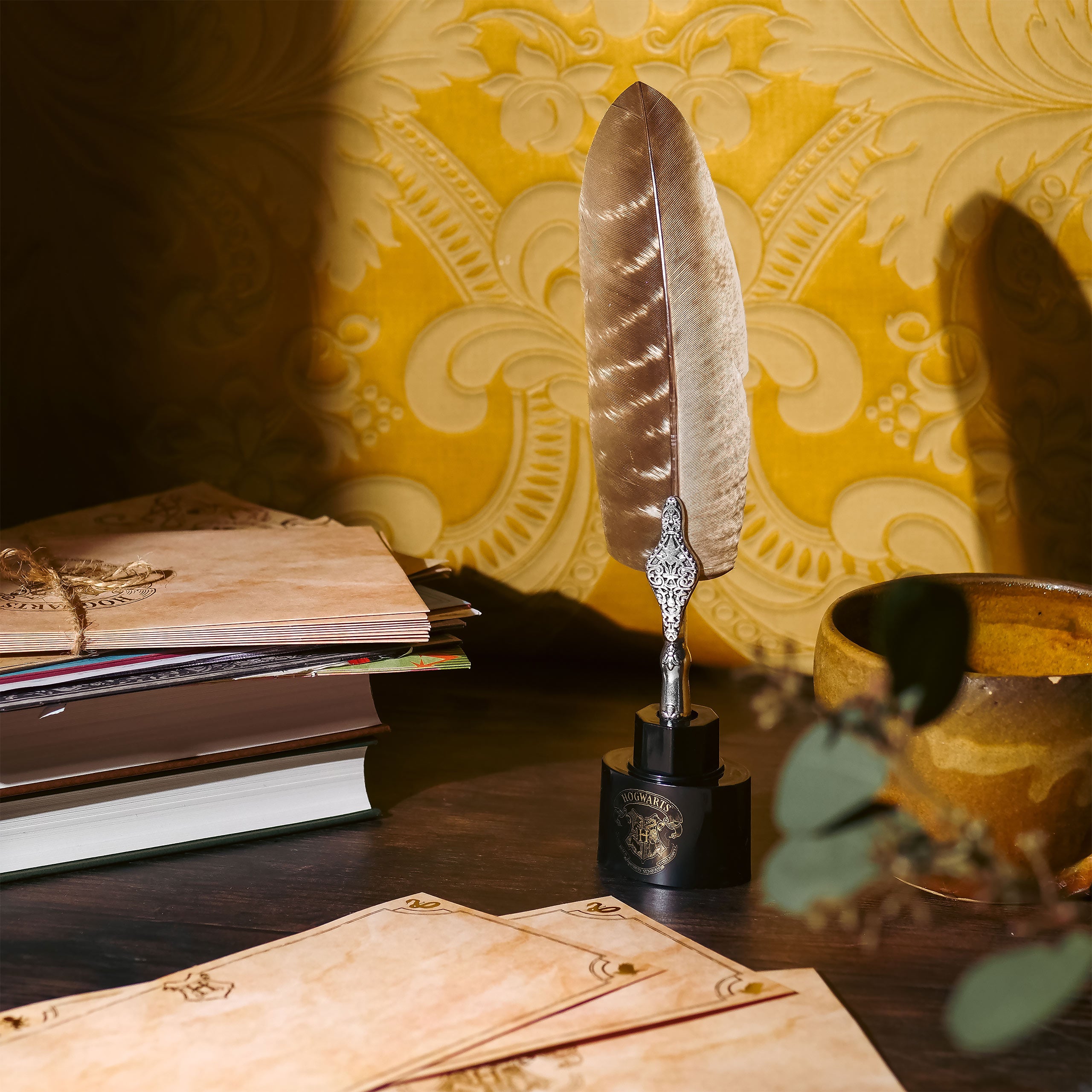 Produktbild Harry Potter - Schreibfeder mit Hogwarts Briefpapier Set