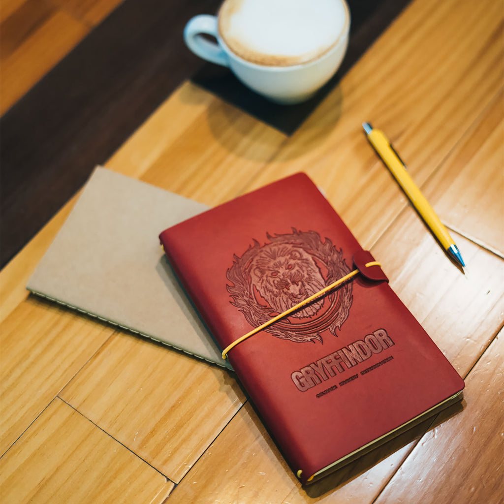 Produktbild Harry Potter - Gryffindor Notizbuch rot
