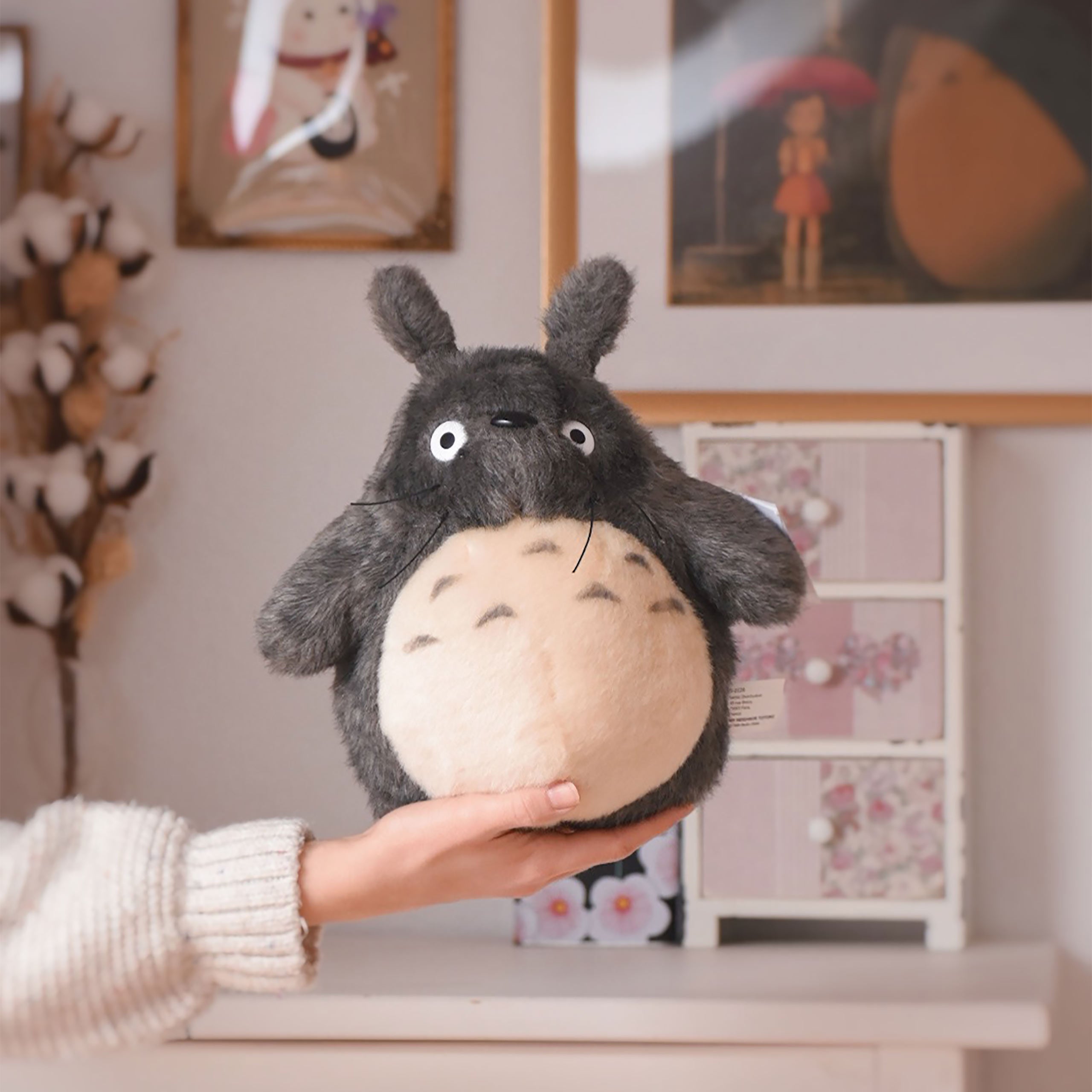 Produktbild Totoro Plüsch Figur grau