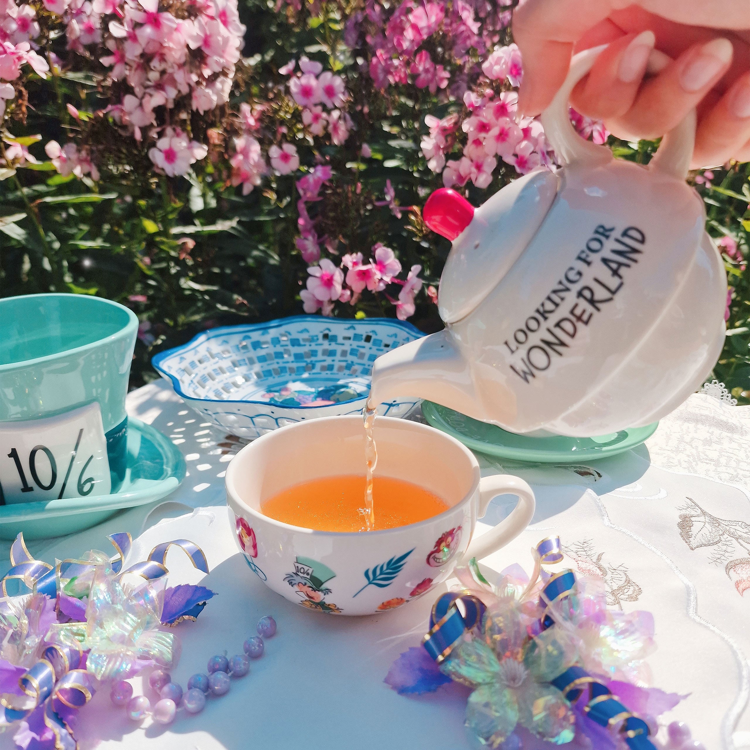 Produktbild Alice im Wunderland - Looking For Wonderland Teekanne mit Tasse