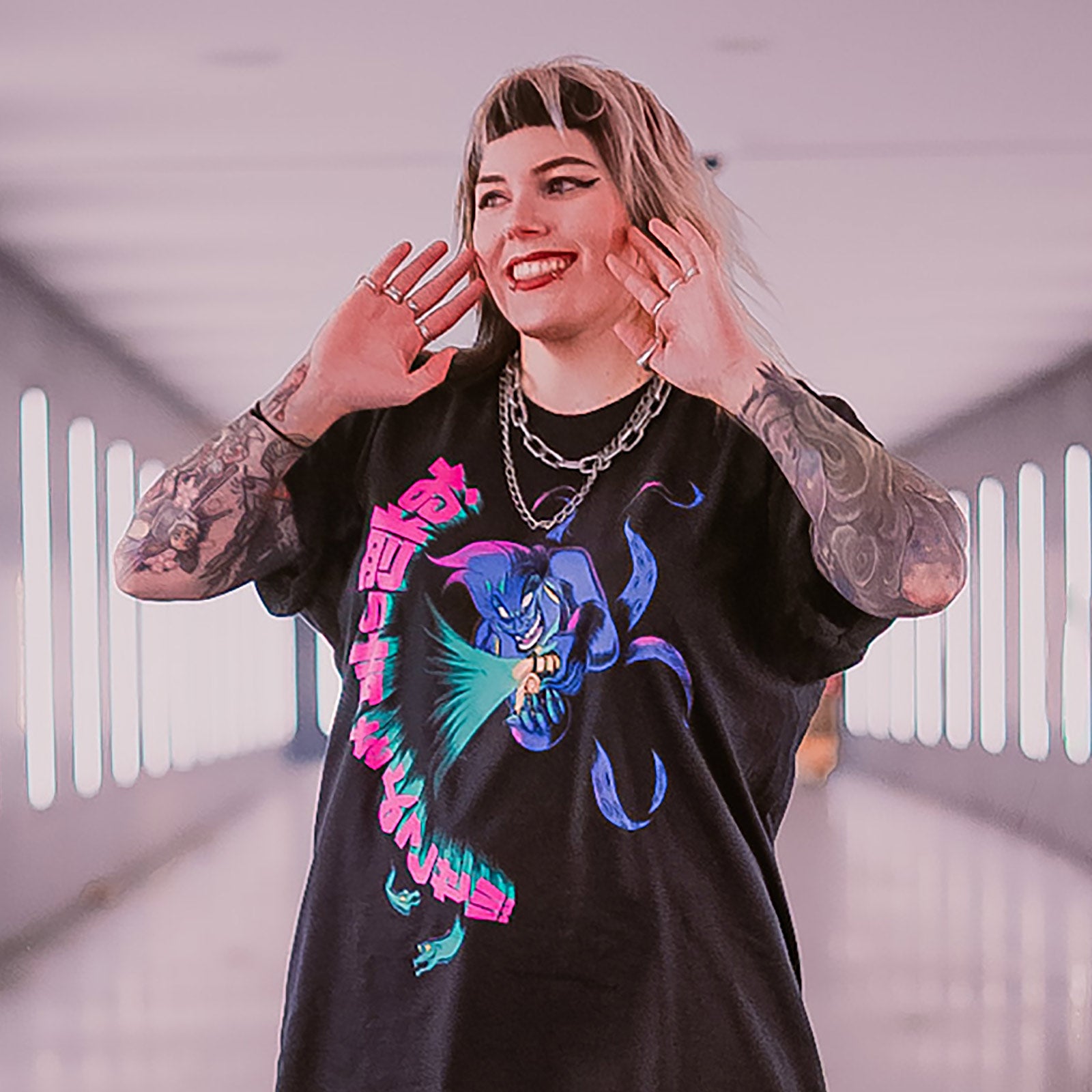 Produktbild Disney - Japanese Ursula T-Shirt schwarz