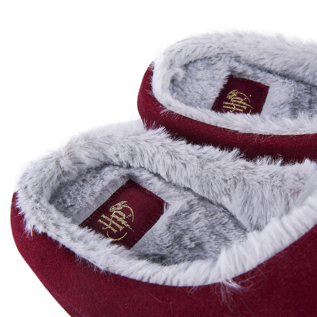 Produktbild Harry Potter - Hogwarts Wappen Plüsch Pantoffeln rot