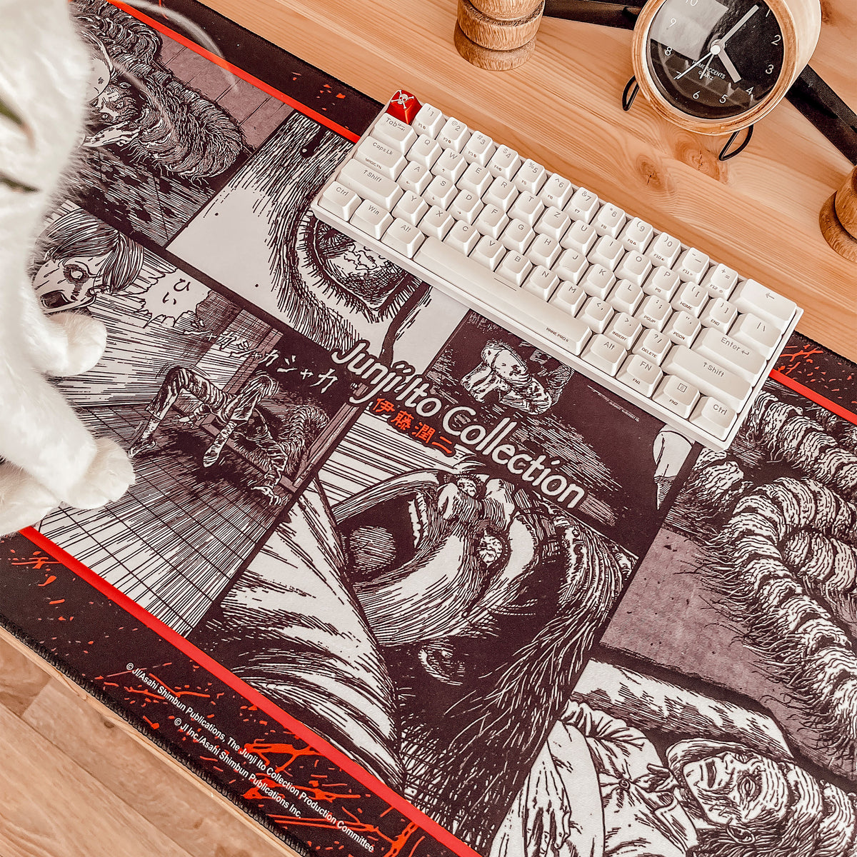 Produktbild Junji Ito - Honored Ancestor XXL Mousepad