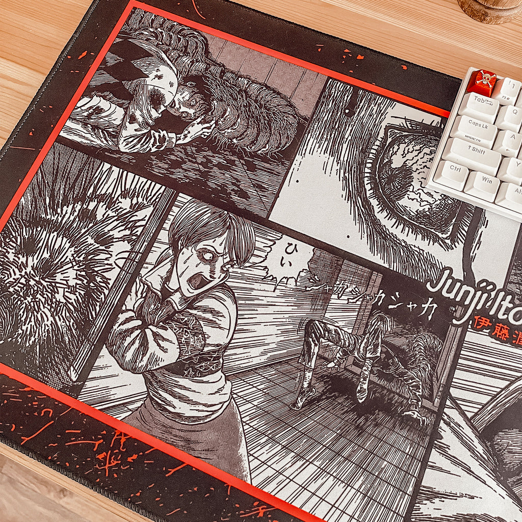 Produktbild Junji Ito - Honored Ancestor XXL Mousepad