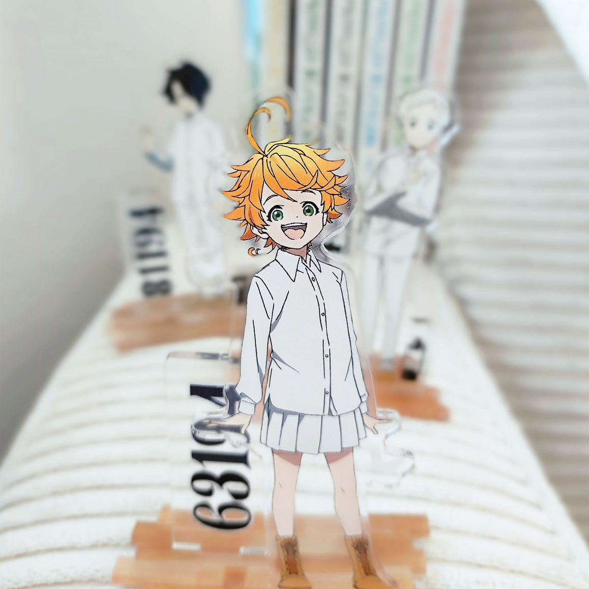 Produktbild The Promised Neverland - Emma Acryl Figur