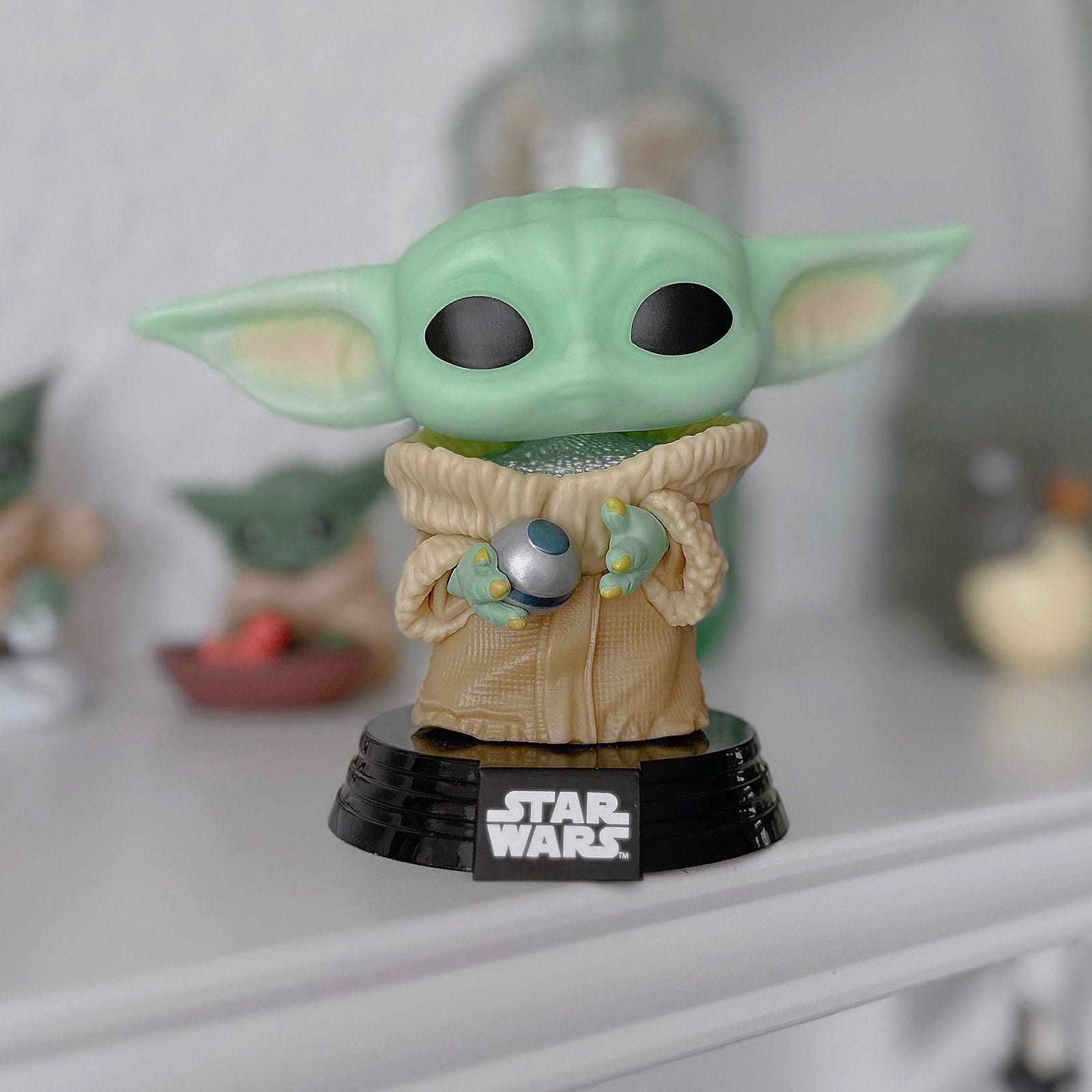 Produktbild Star Wars - Grogu mit Armor Funko Pop Wackelkopf-Figur