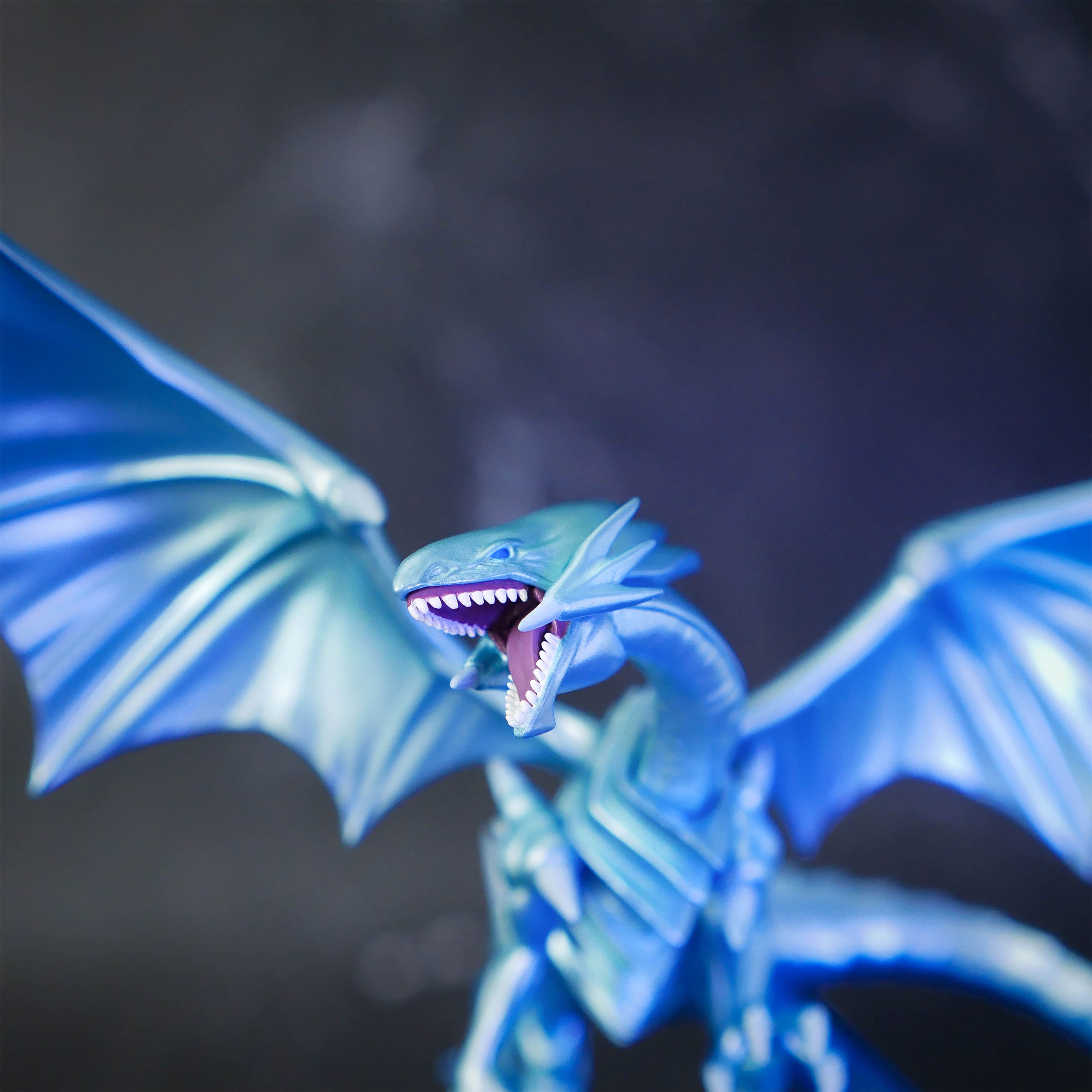 Produktbild Yu-Gi-Oh! - Blauäugiger Weißer Drache Duel Monsters Statue