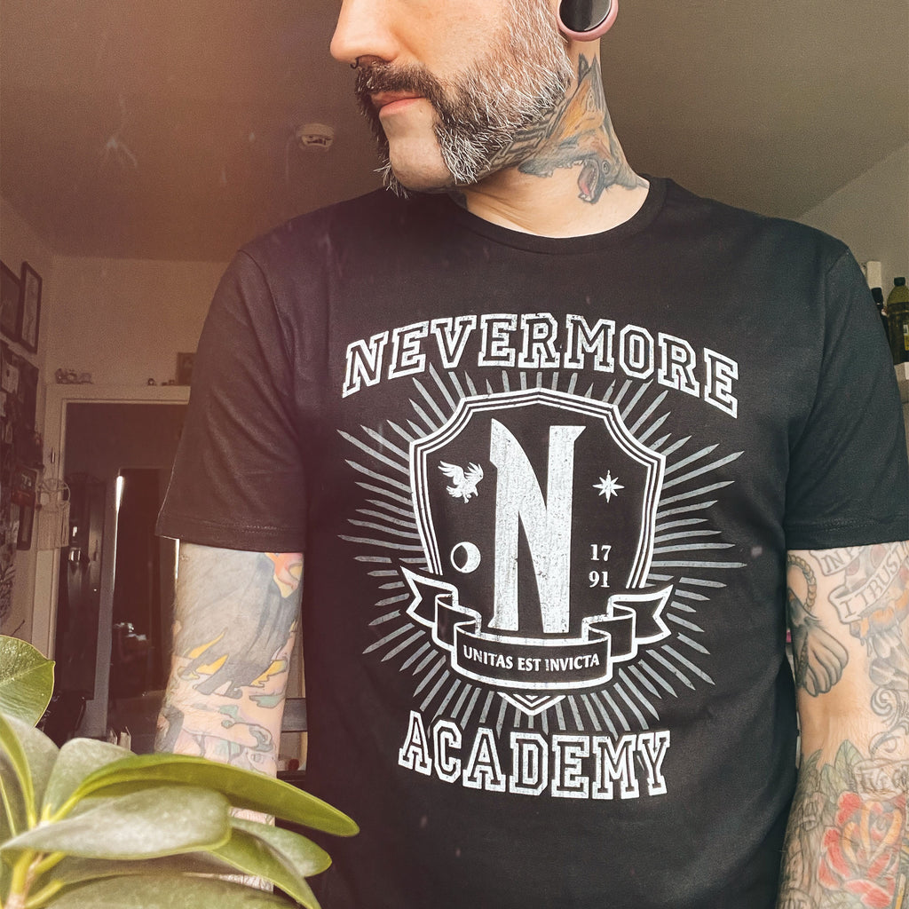 Produktbild Wednesday - Nevermore Academy T-Shirt schwarz