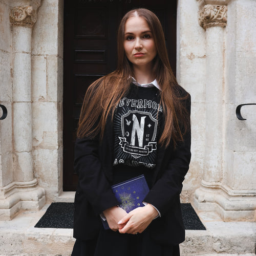 Produktbild Wednesday - Nevermore Academy T-Shirt schwarz