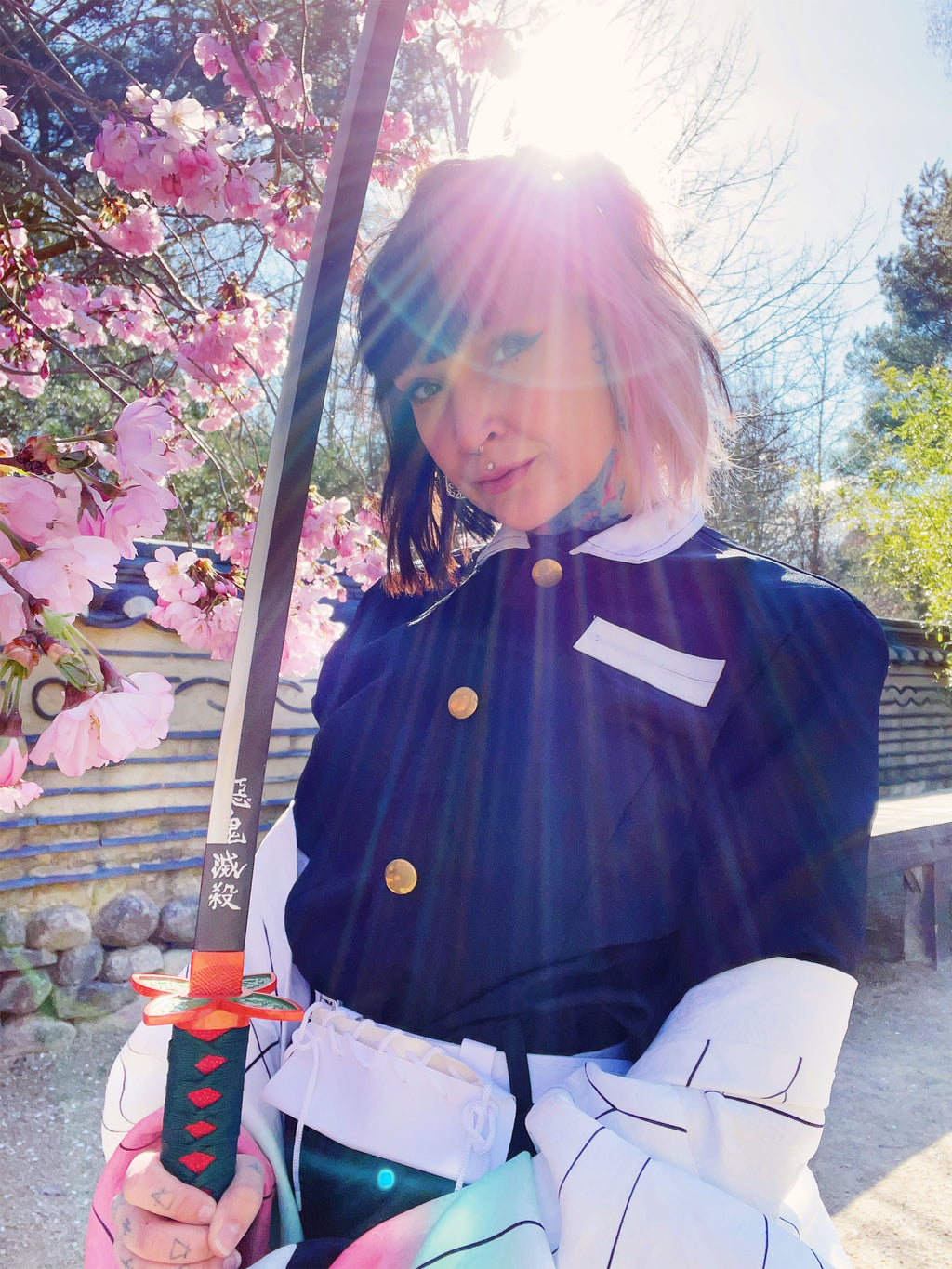 Produktbild Shinobu Hashira Katana Replik mit Saya für Demon Slayer Fans