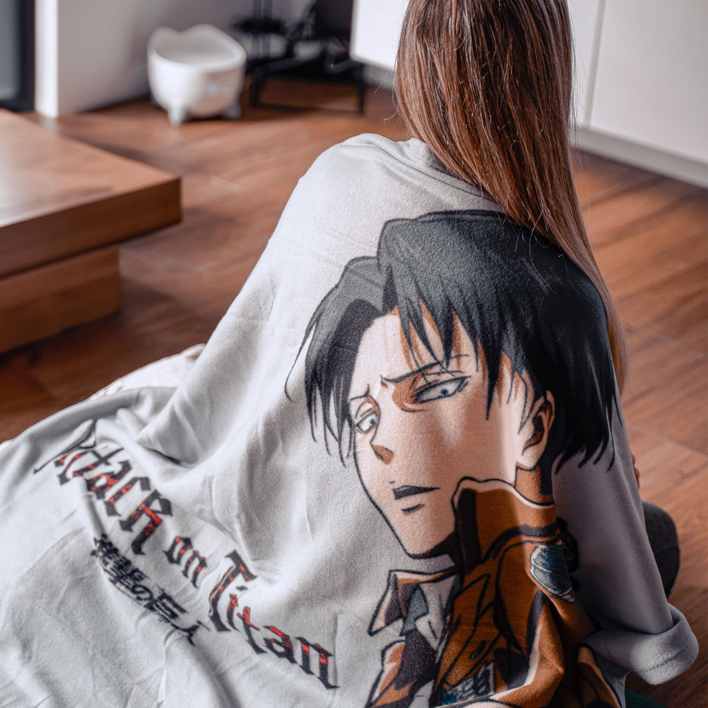 Attack on Titan - Levi Decke