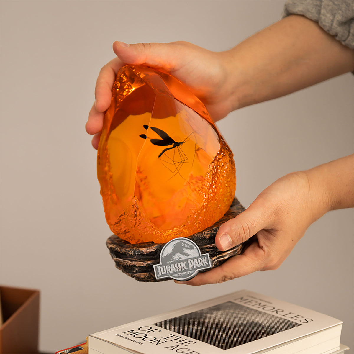 Produktbild Jurassic Park - Mosquito Amber Tischlampe