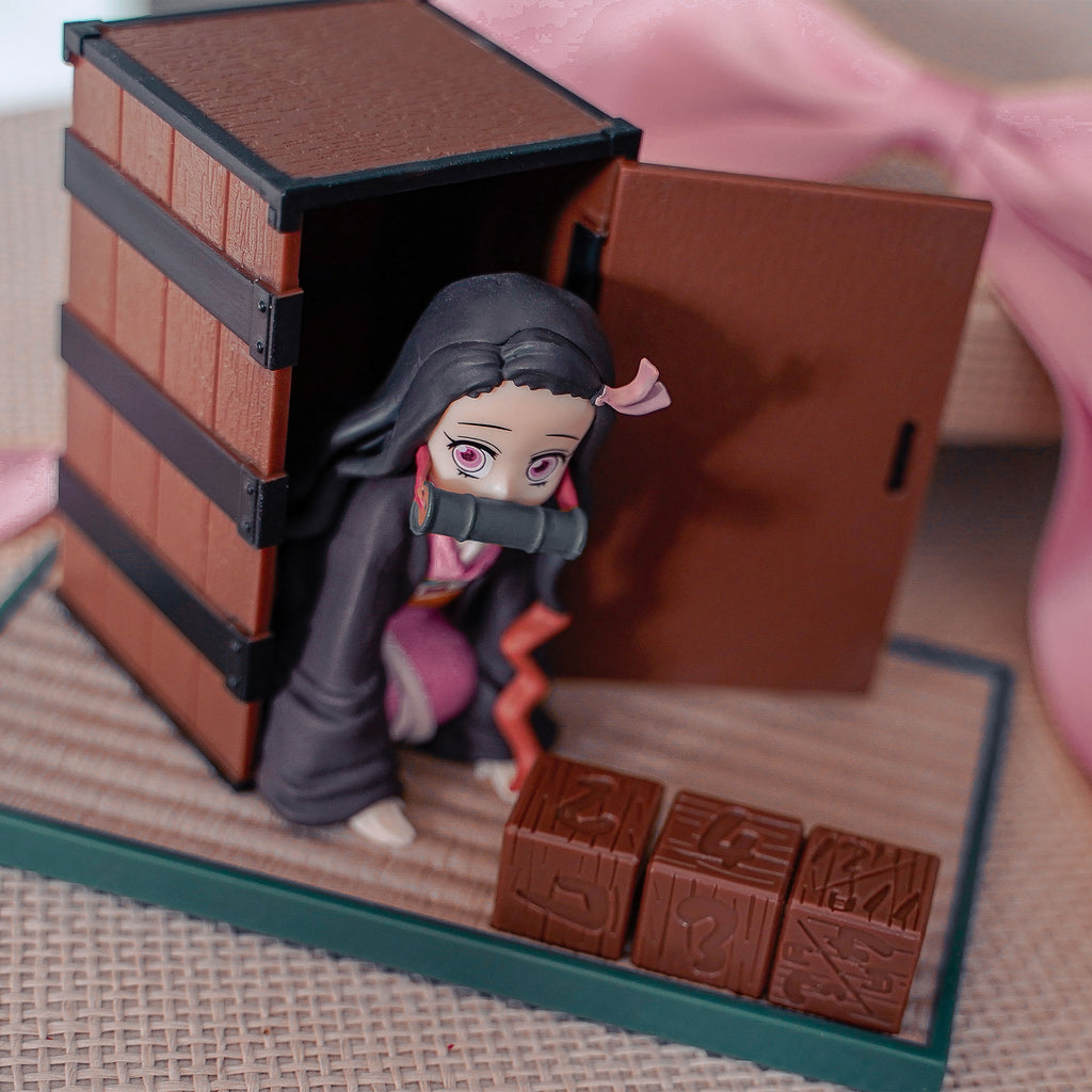 Produktbild Demon Slayer - Nezuko Ewiger Kalender Diorama Figur
