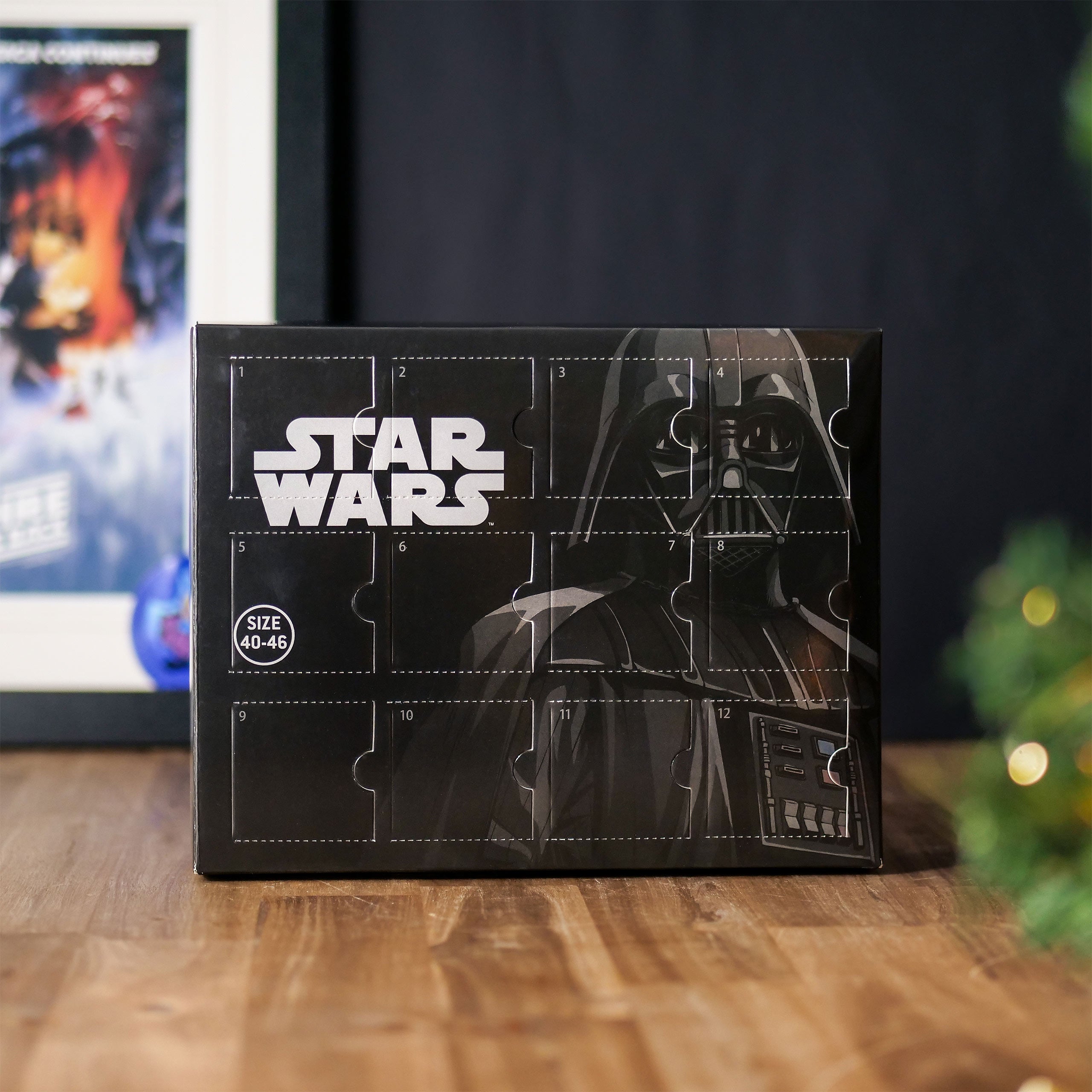 Produktbild Star Wars - Darth Vader Socken Adventskalender