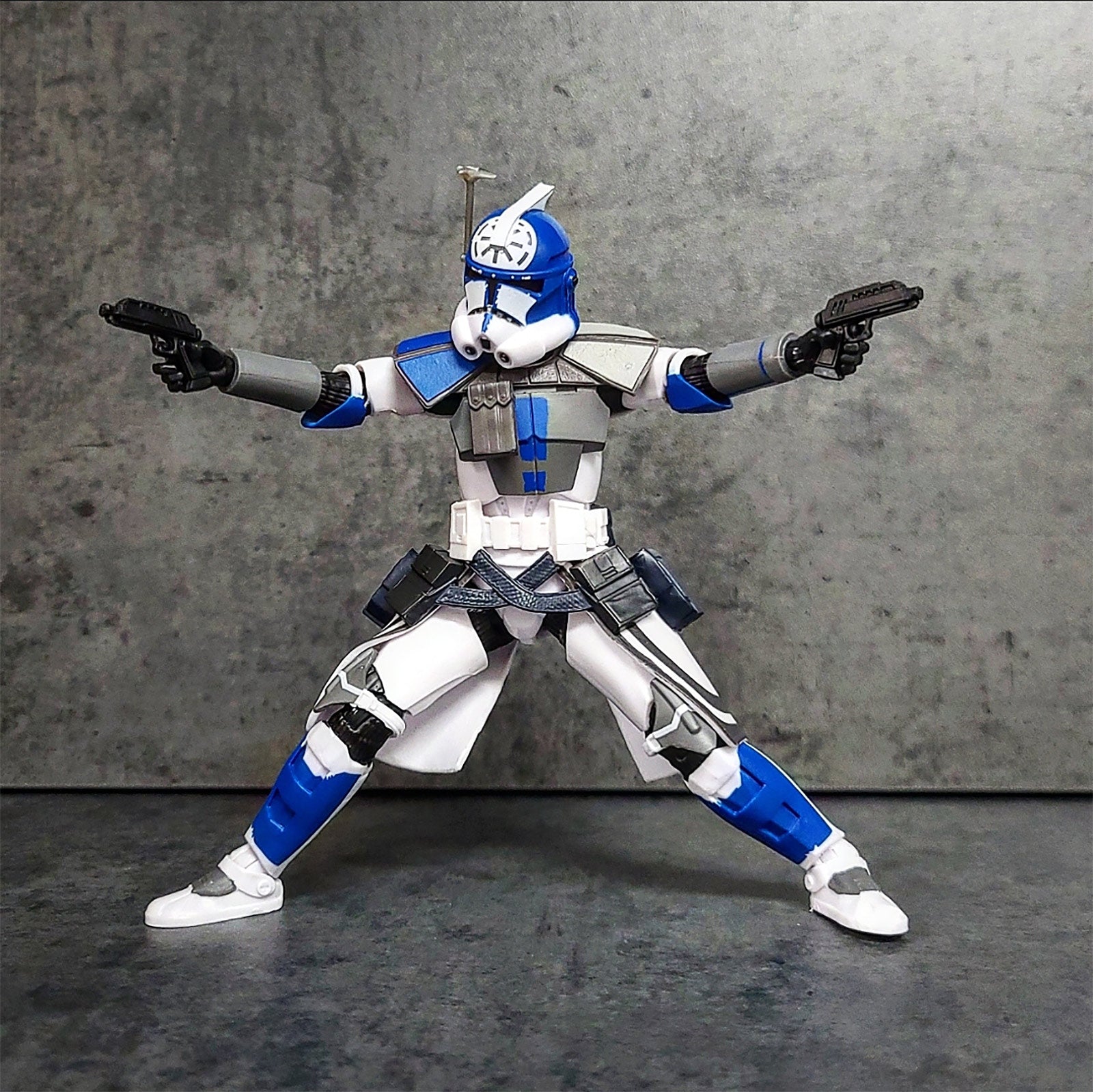Produktbild Star Wars The Clone Wars - Clone Commander Jesse Actionfigur
