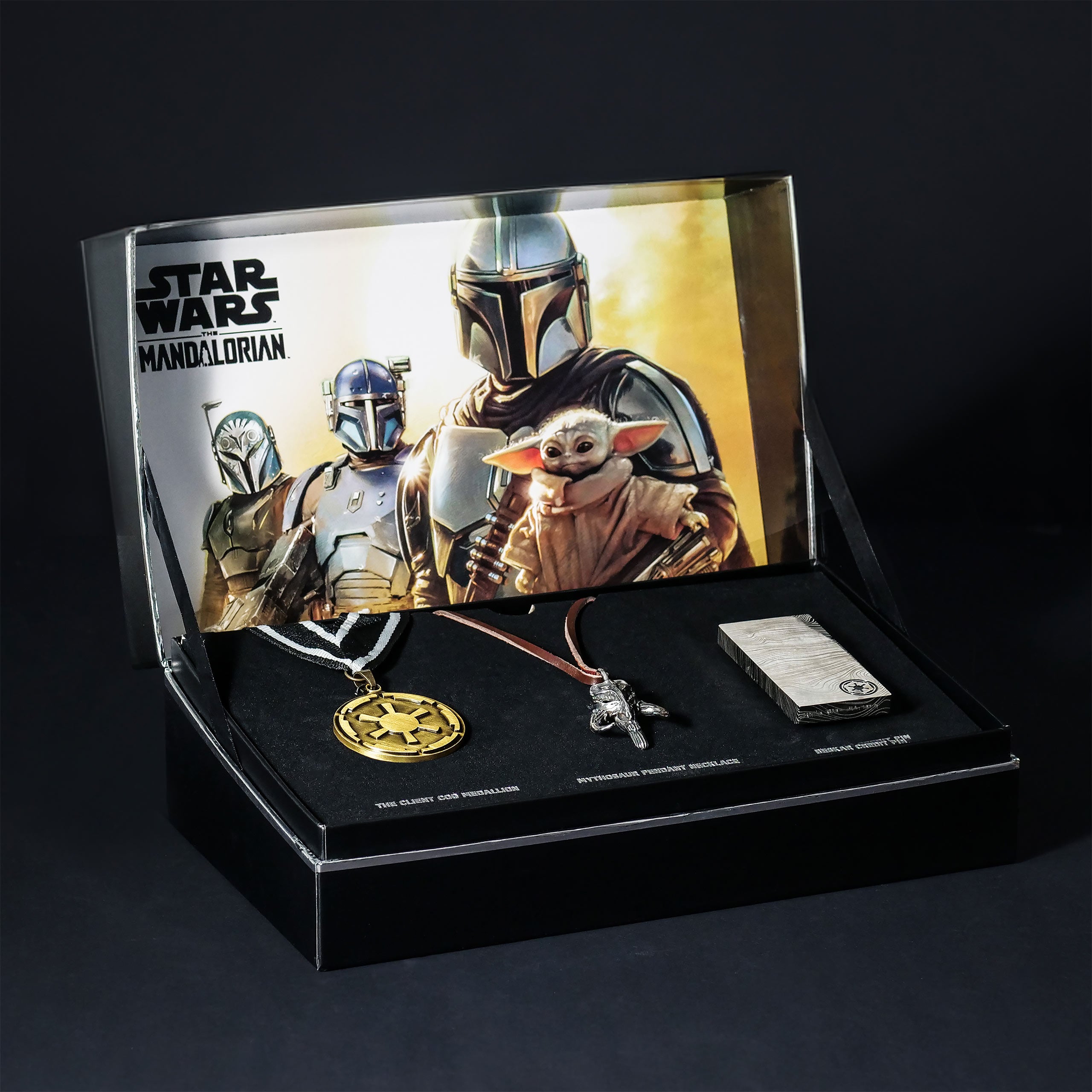 Produktbild Mandalorian Bounty Hunter Schmuckset Deluxe - Star Wars The Mandalorian