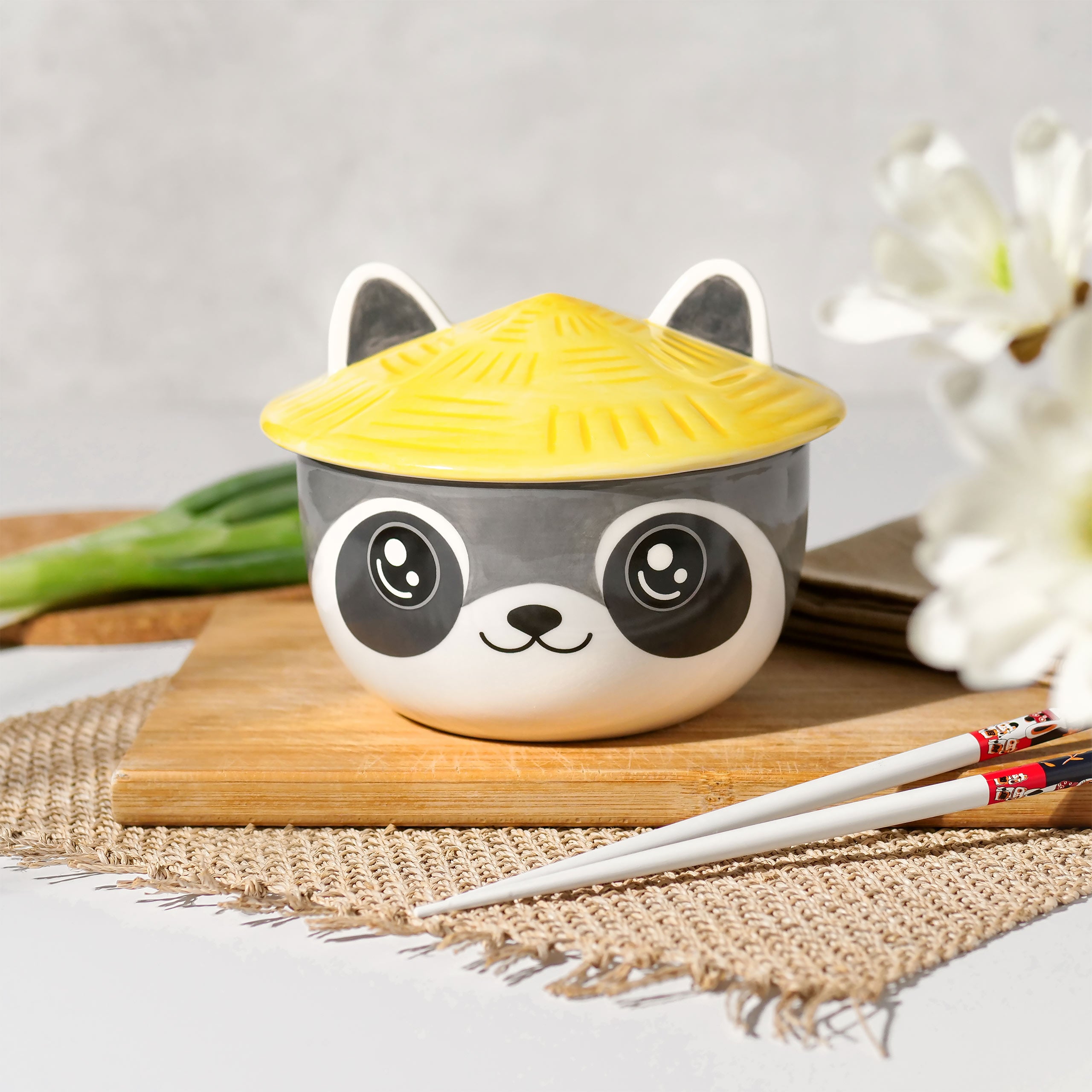 Produktbild Waschbär Kawaii Schale mit Deckel für Anime Fans