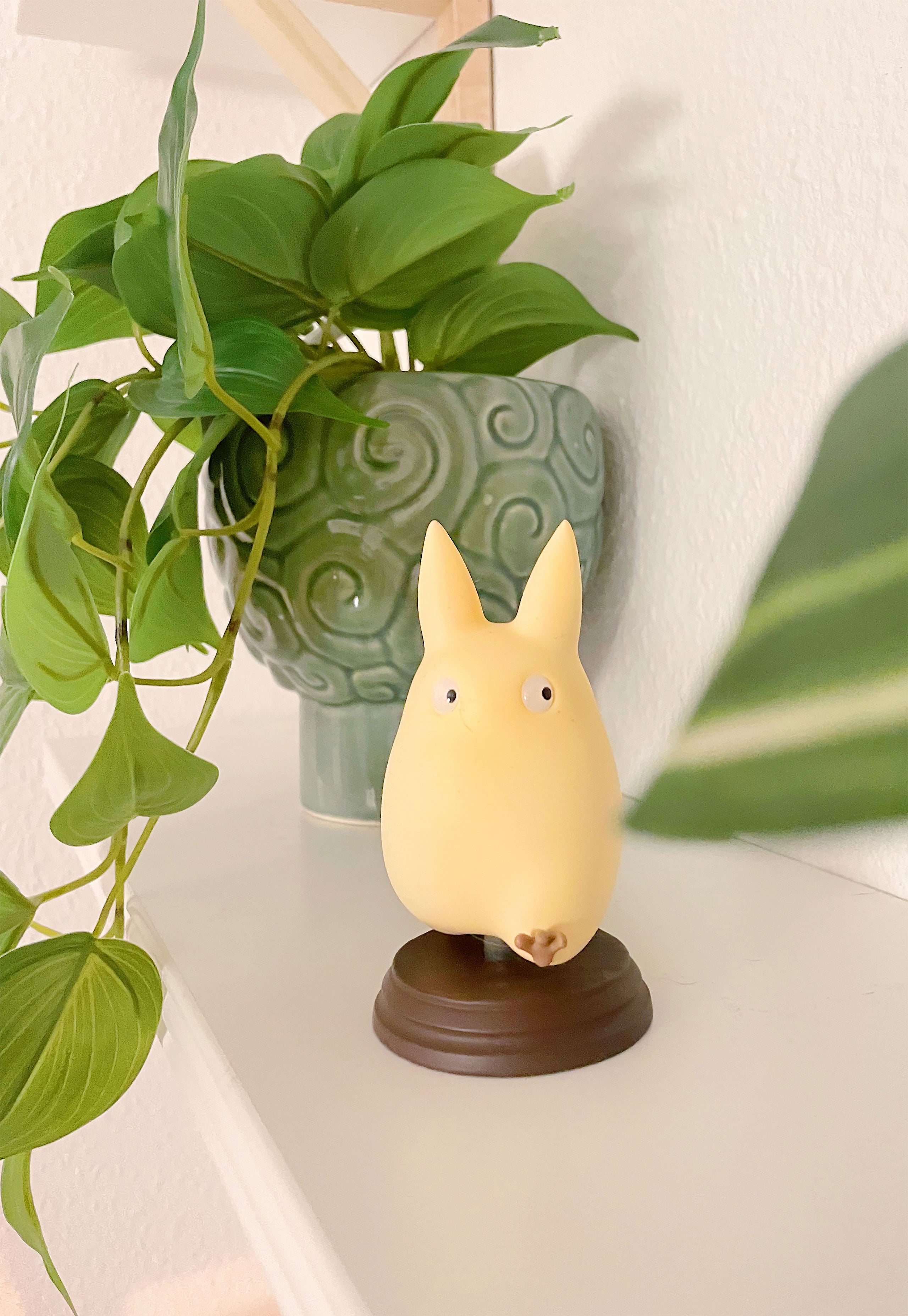 Produktbild Totoro Walking Figur - Mein Nachbar Totoro