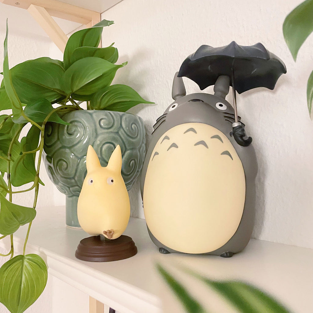 Produktbild Totoro Walking Figur - Mein Nachbar Totoro