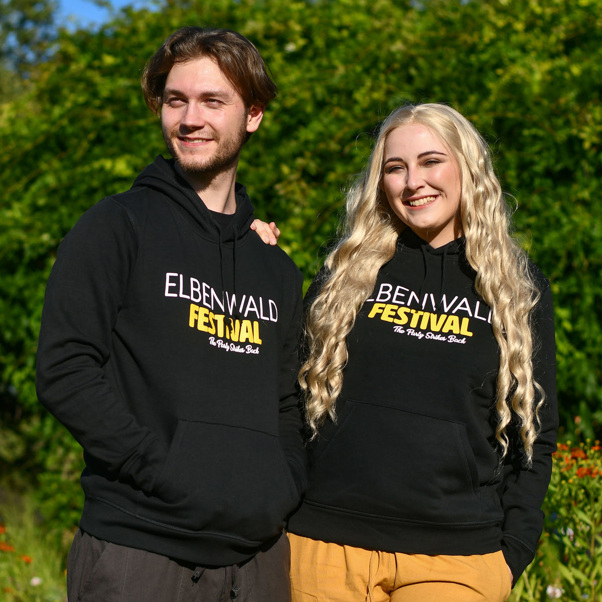 Produktbild Elbenwald Festival The Party Strikes Back Hoodie schwarz