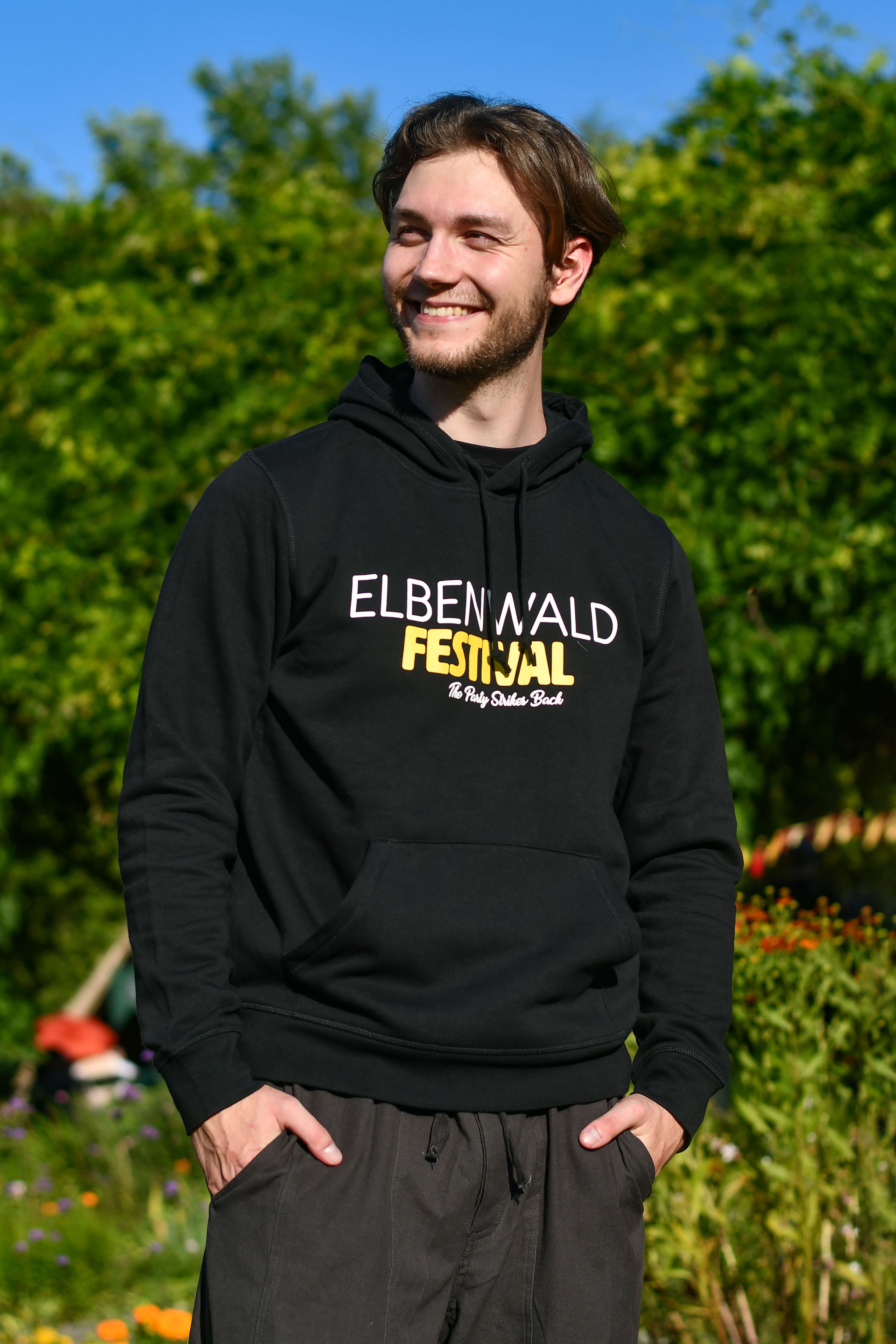 Produktbild Elbenwald Festival The Party Strikes Back Hoodie schwarz