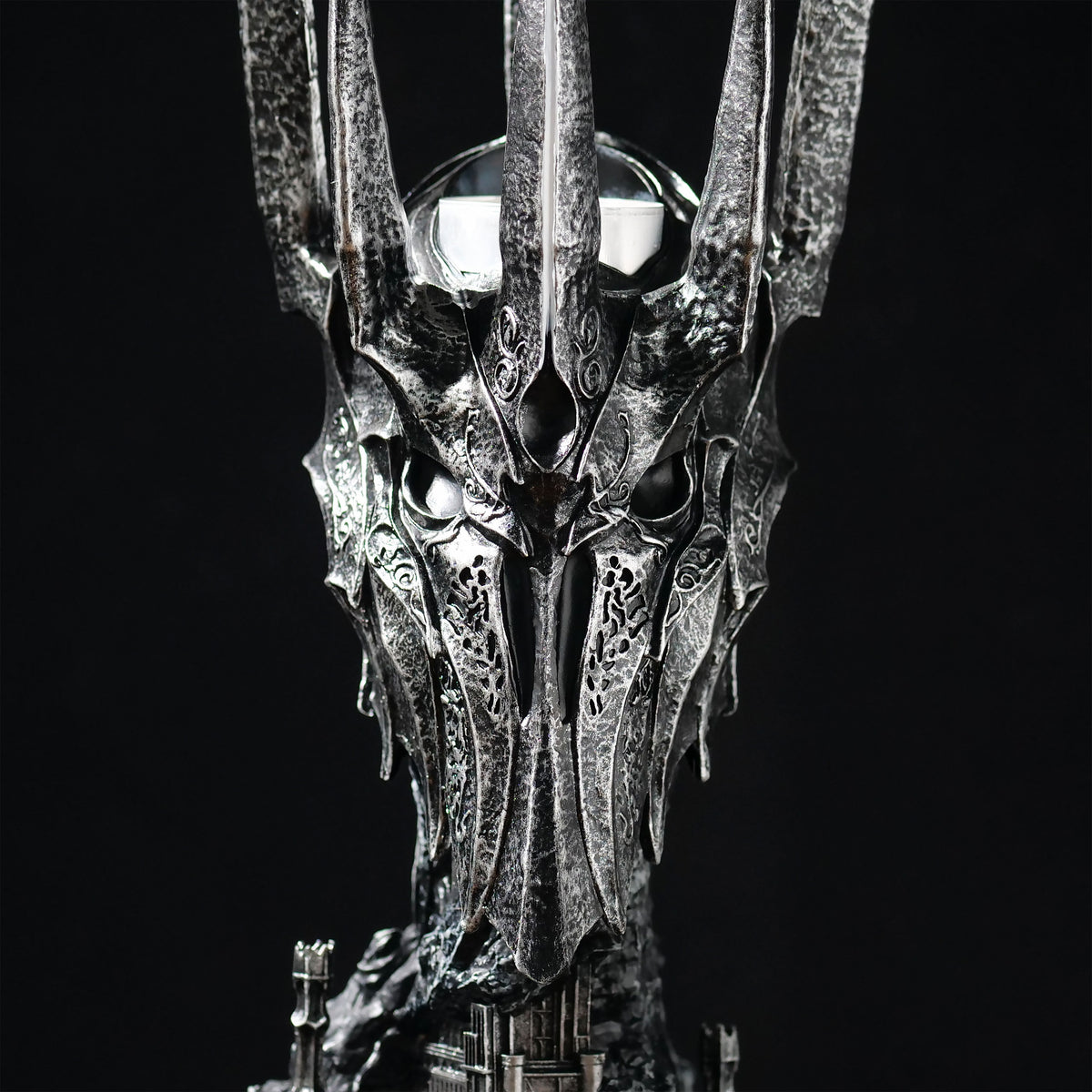 Produktbild Der Herr der Ringe - Sauron Kerzenständer deluxe