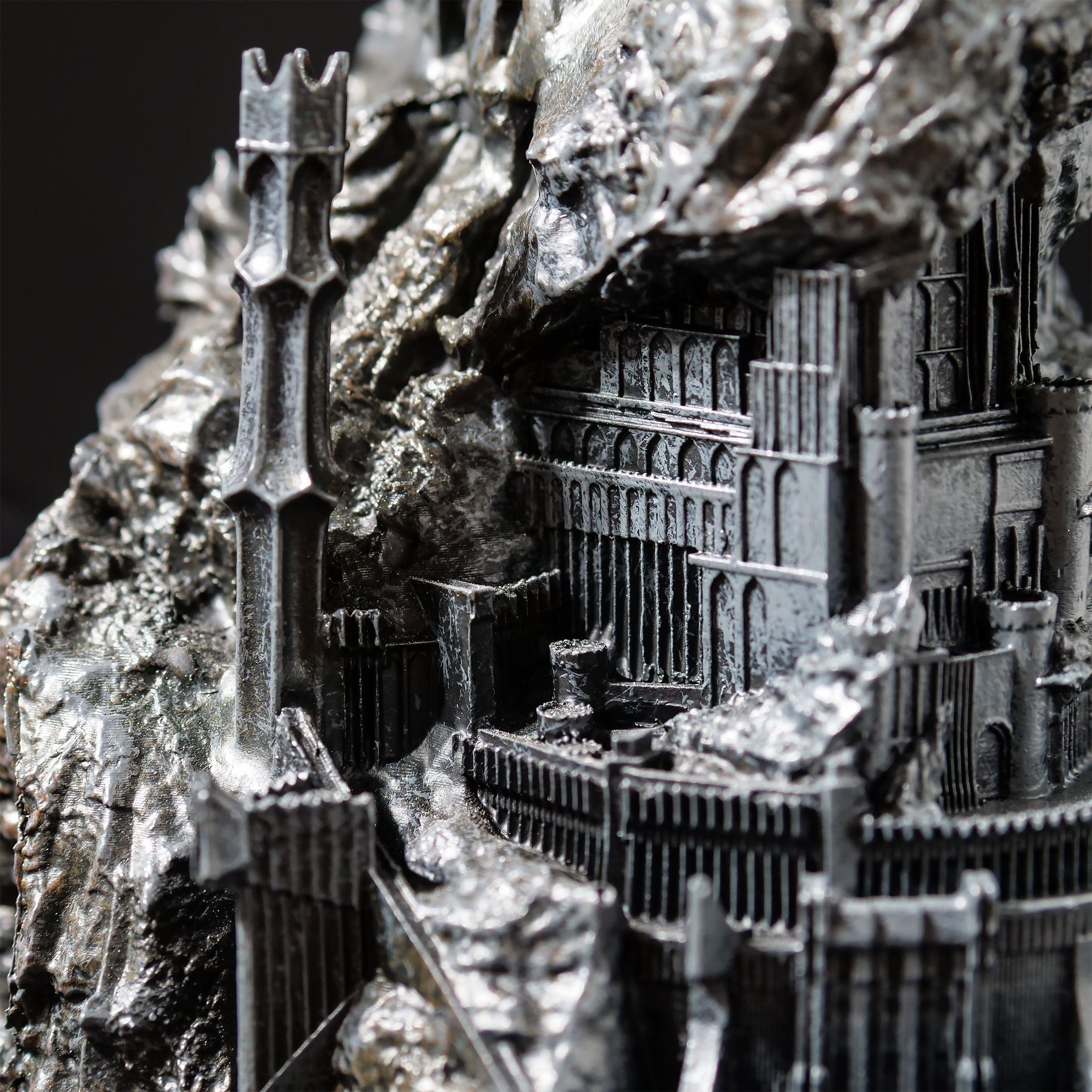 Produktbild Barad-dûr Backflow Räucherwasserfall Miniatur Replik - Der Herr der Ringe
