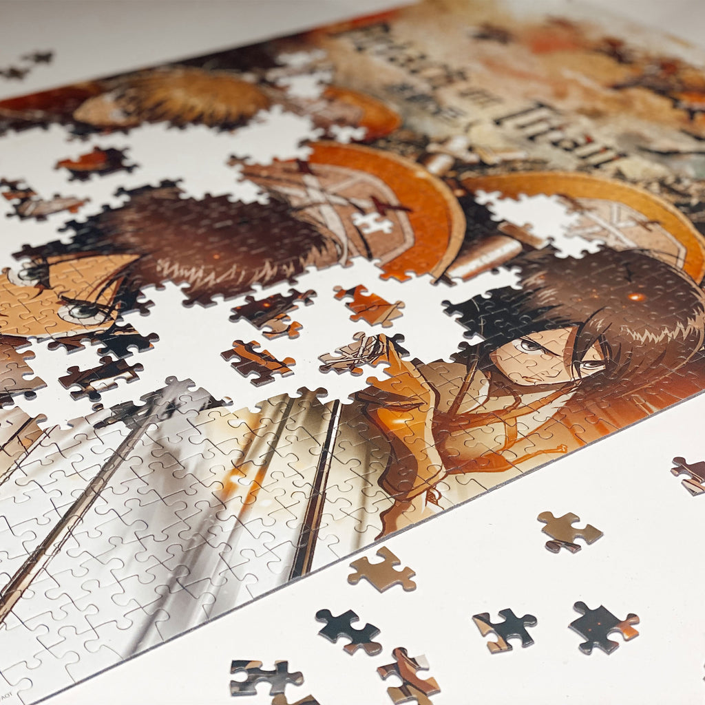 Produktbild Attack on Titan - Crew Puzzle