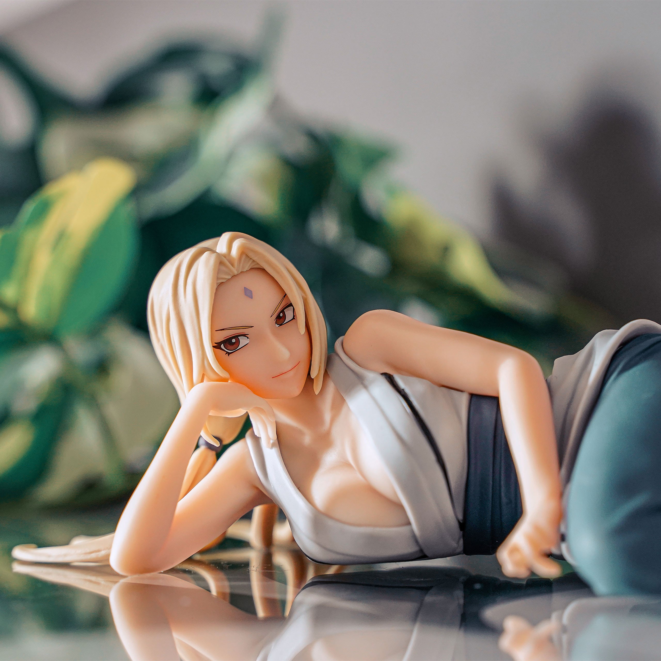 Produktbild Naruto Shippuden - Tsunade Relax Time Figur