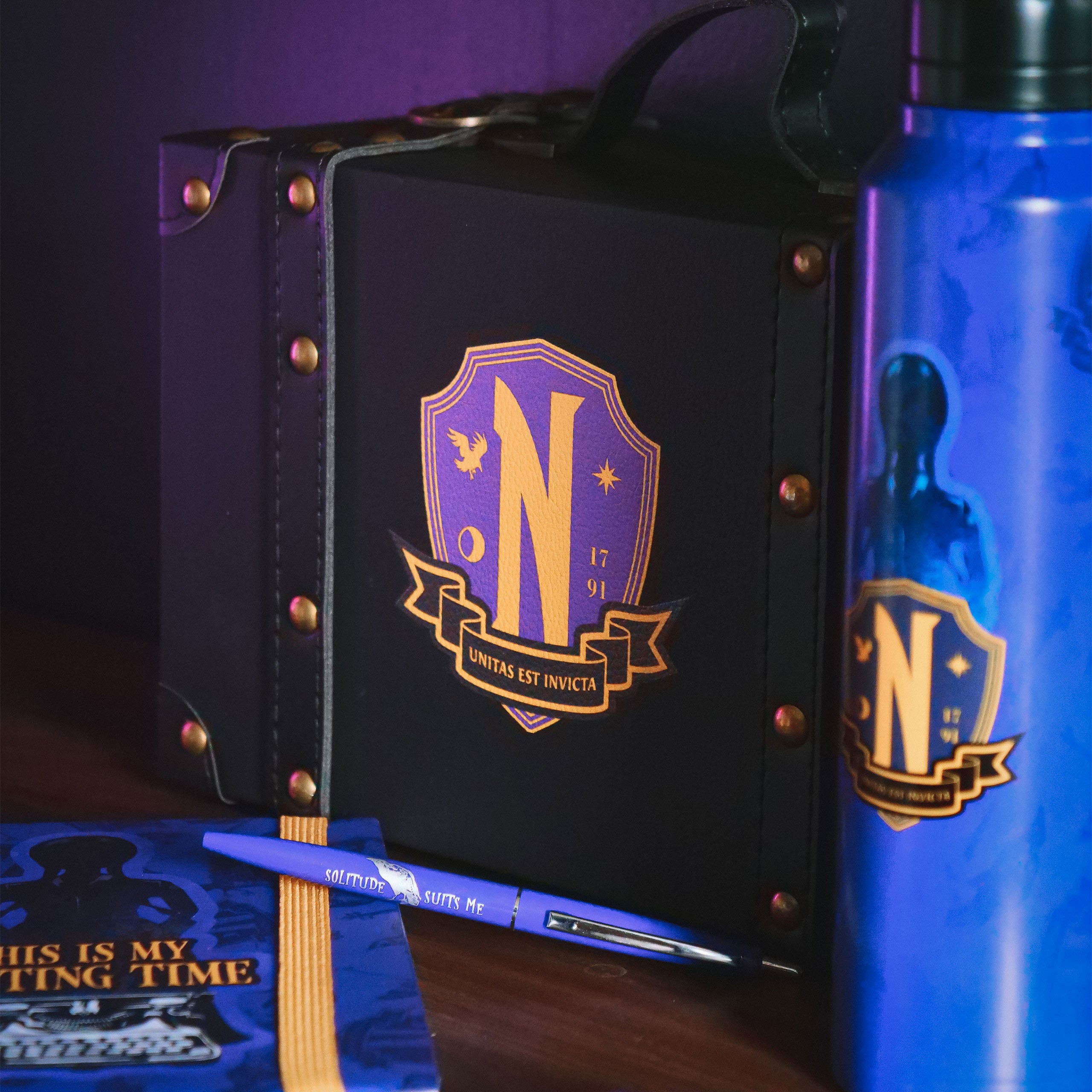 Produktbild Wednesday - Raven Premium Geschenkset