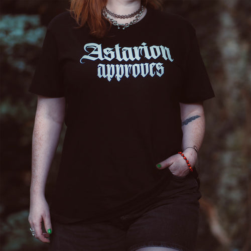 Produktbild Astarion Approves T-Shirt für Baldur's Gate Fans