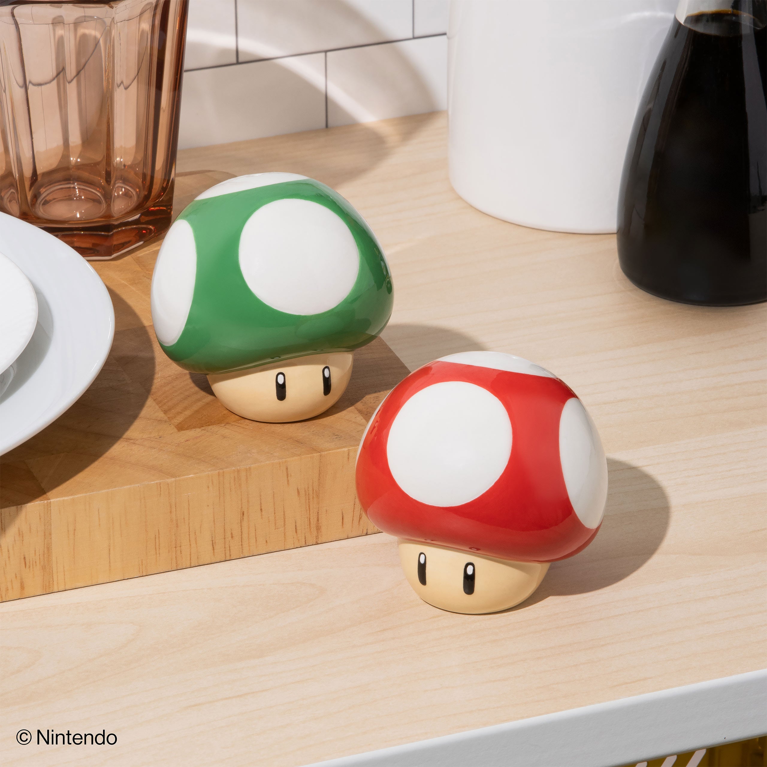 Produktbild Super Mario - Super Pilz und 1 UP Pilz Salz & Pfefferstreuer