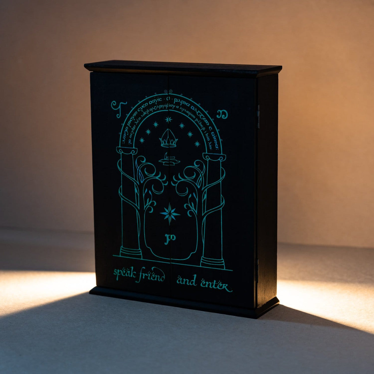 Produktbild Der Herr der Ringe - Die Türen von Durin Schlüsselkasten mit Glow in the Dark Effekt