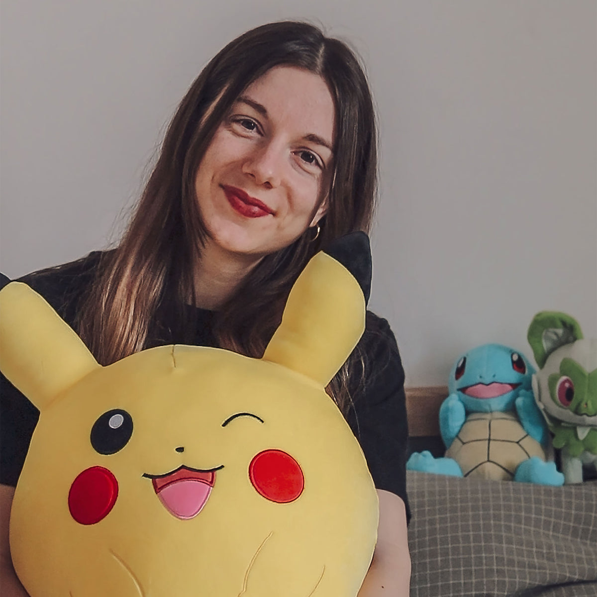 Produktbild Pokemon - Pikachu Squishmallows Plüsch Figur