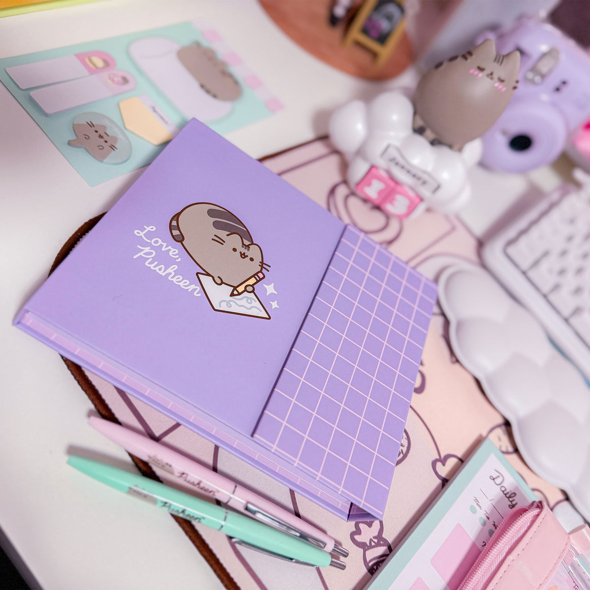 Produktbild Pusheen - Love Pusheen Wochenplaner