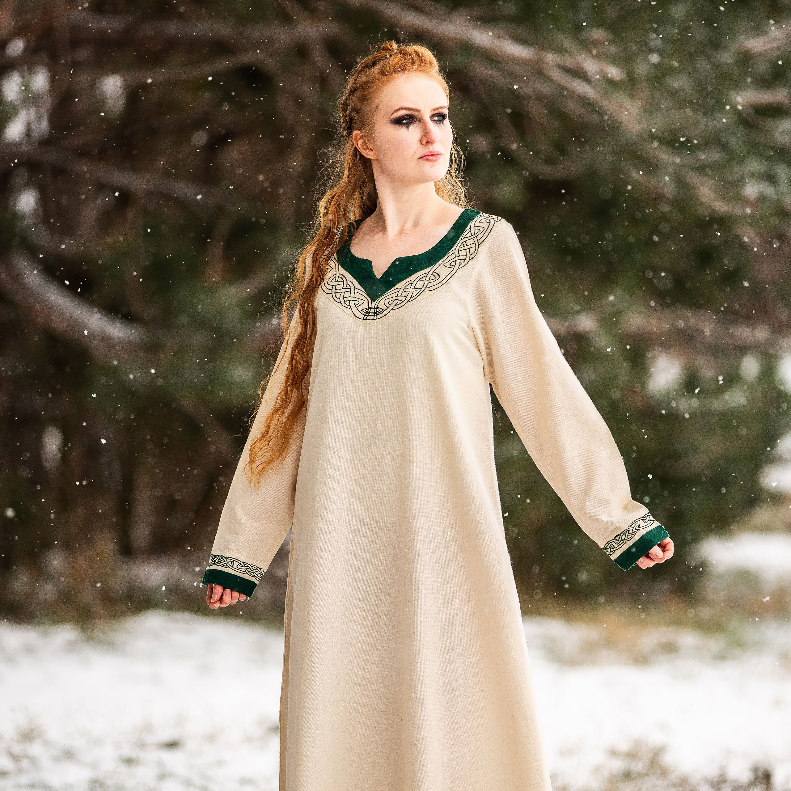 Produktbild Mittelalter Kleid mit Stickerei beige-grün
