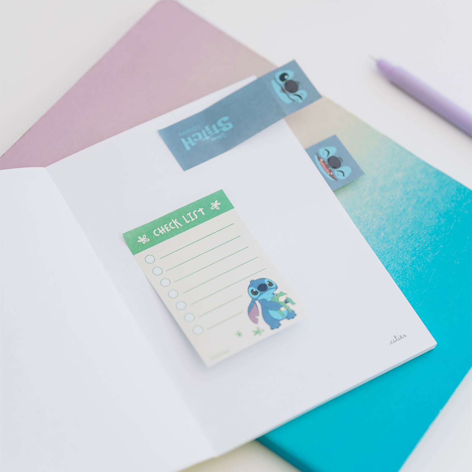 Produktbild Stitch Tropical Haftnotizen Buch - Lilo & Stitch